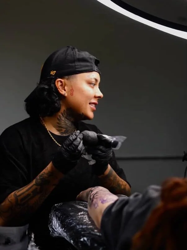 @kyngjesse.ink will be joining us on Friday for our Halloween Flash Event🎃

🕸️My name is Jesse, I specialize in black &amp; grey realism. I&rsquo;m Filipino &amp; black, born &amp; raised in San Diego, California. Im a retired barber, I cut hair fo