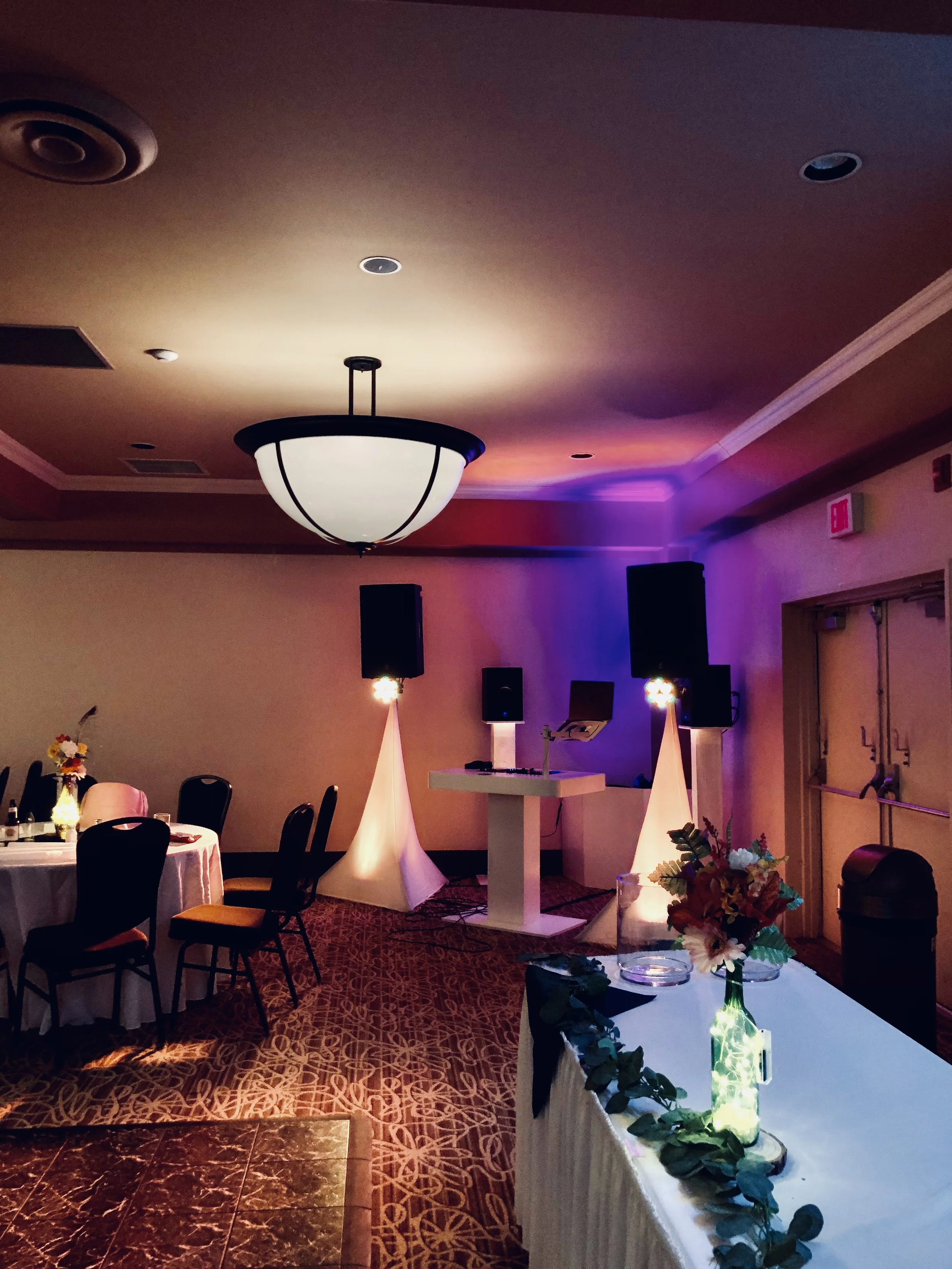 classy-wedding-dj-setup-just-right-dj-service-portalberni.jpeg