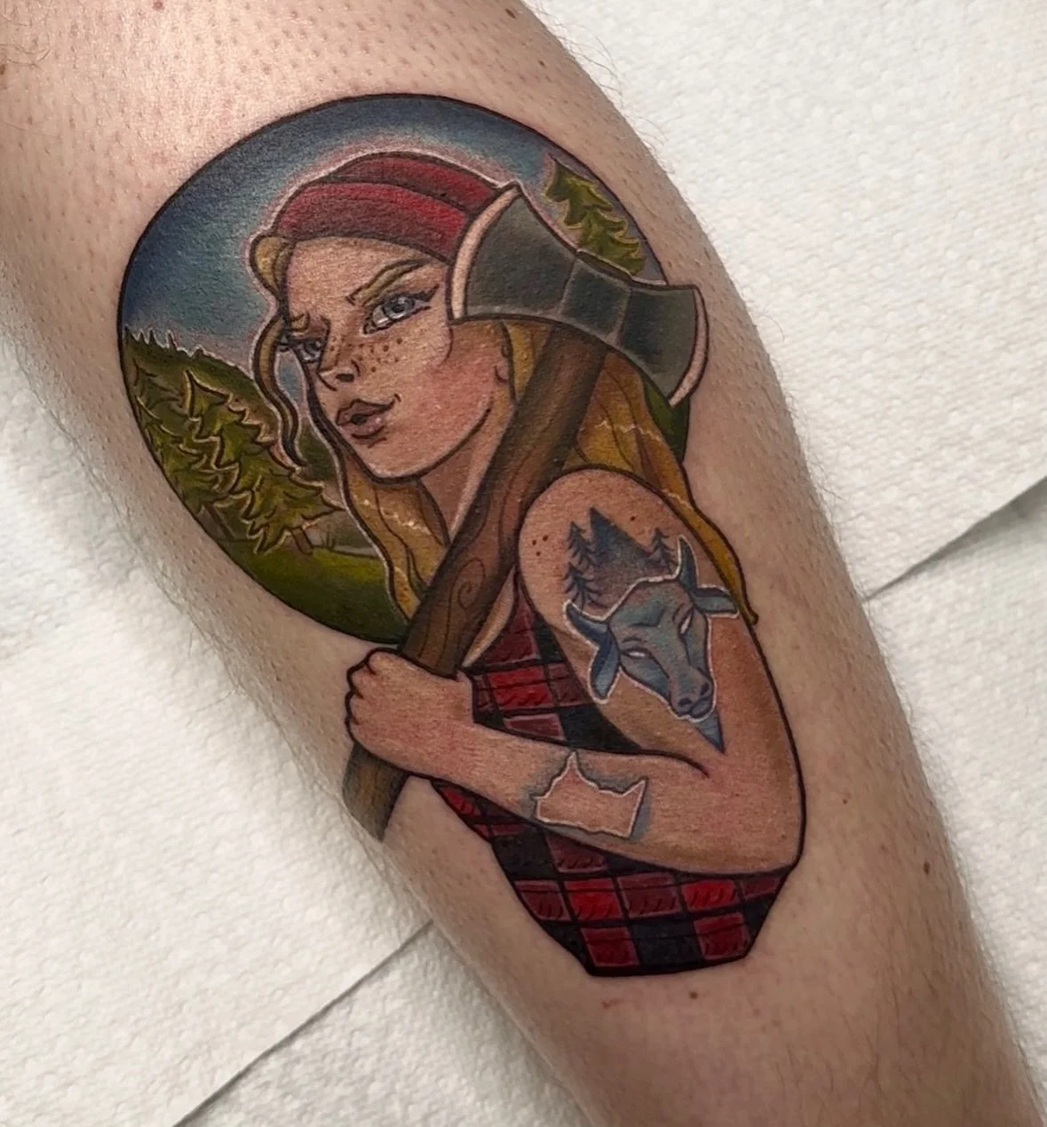 My first tattoo in the great state of Minneapolis! This is the first guest spot I&rsquo;ve done where ALL my tattoos are locally inspired.

A fem Paul Bunyan for Mel. A Paula Bunyan if you will. 

This looks so much better in person. It was super fun