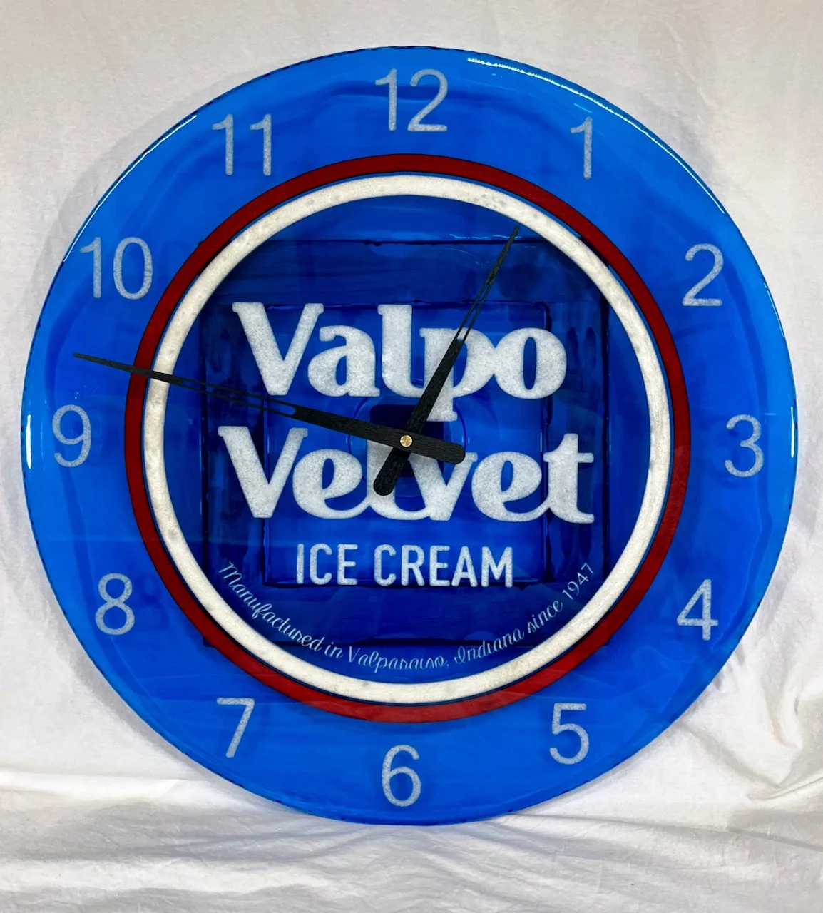 Large Clock - Vaplo Velvet Resin.jpeg