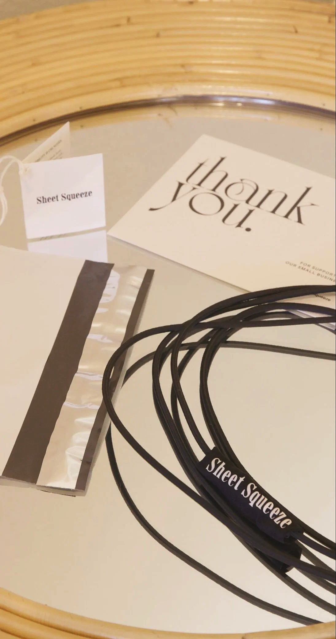 Sheet Squeeze Shipping