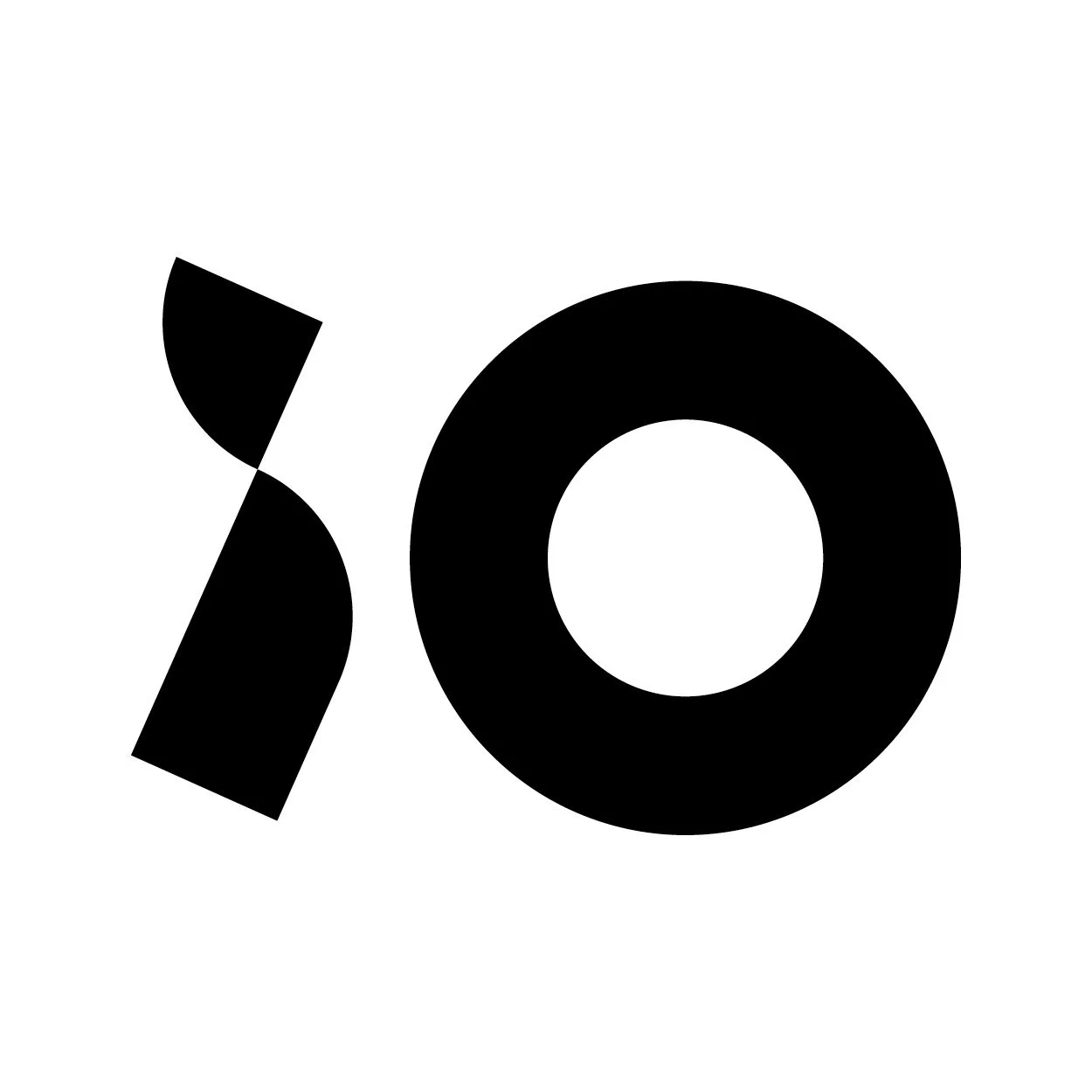 io digitl white logo.jpg