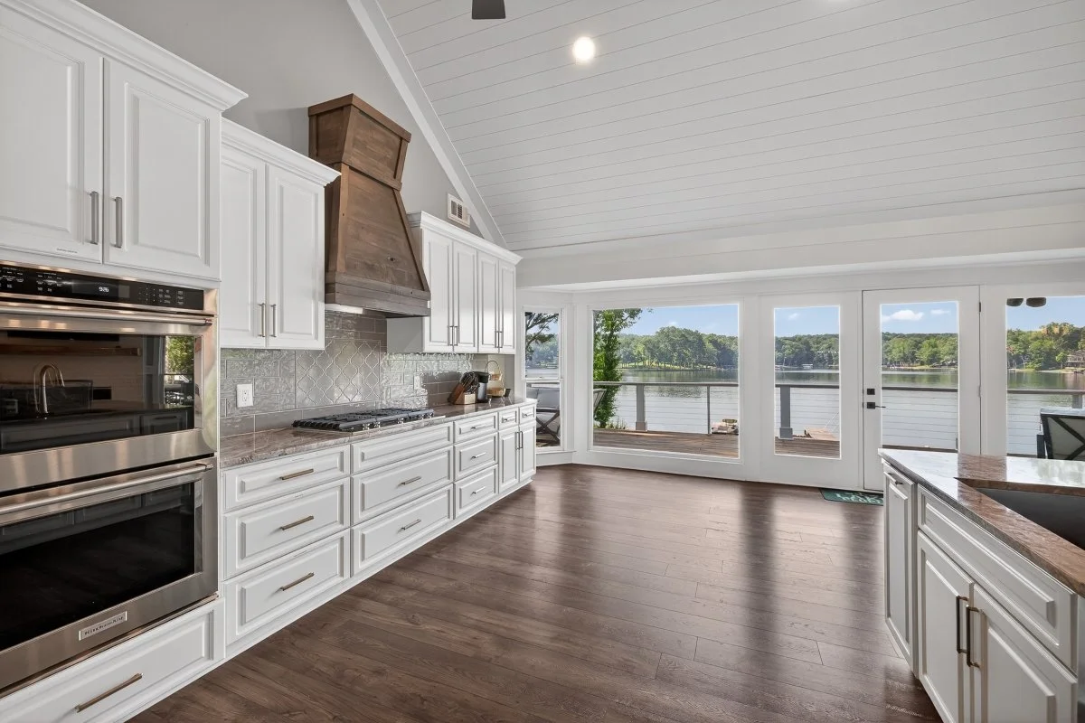 Magnolia-Lakehouse-Kitchen1.jpg
