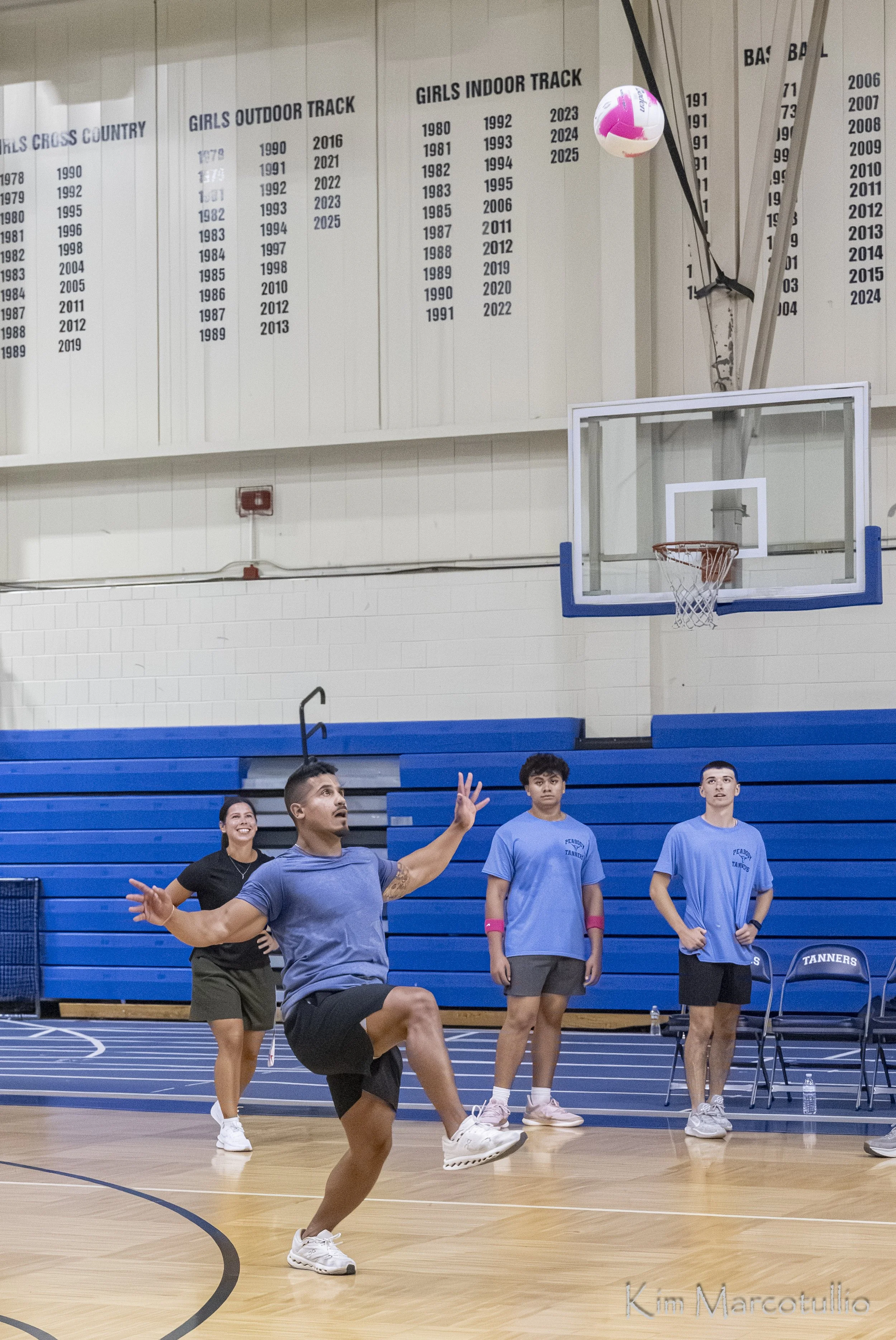 PVMHS Volleyball - Seniors vs Juniors 20251007-3536.JPG