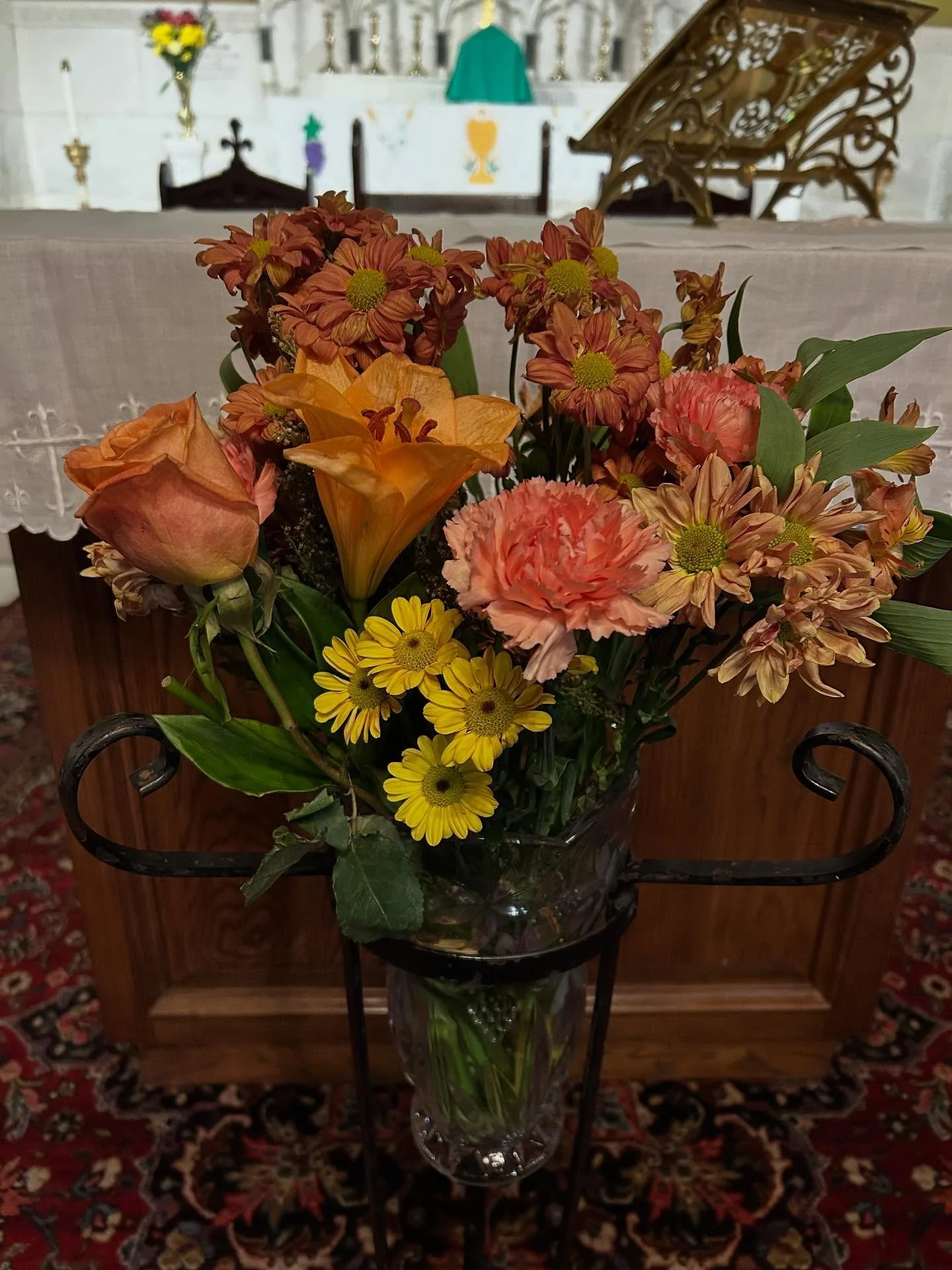 A lovely Sunday today, our service is at 10am today. Staatsburg will be hopping with the car show at Mills Mansion, @friendsofmills ,@staatsburgshs , so roads will be busy! #staatsburghstatehistoricsite