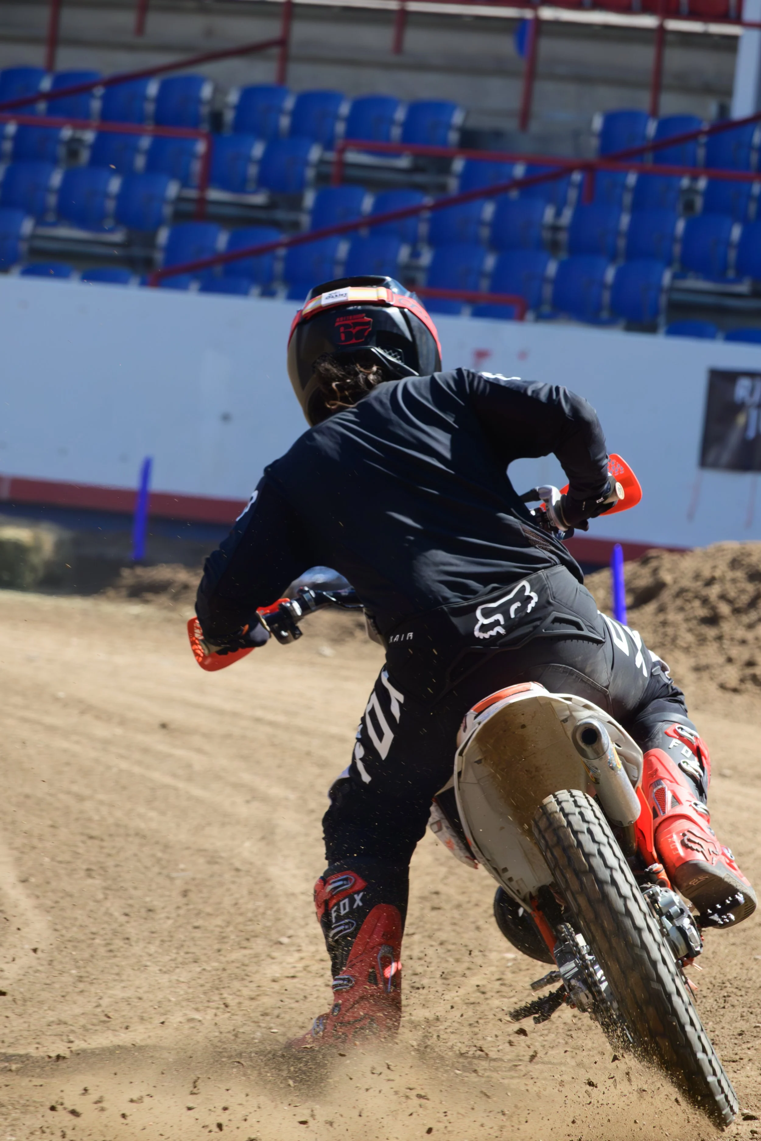 MT6_3520-Enhanced-NR.jpg