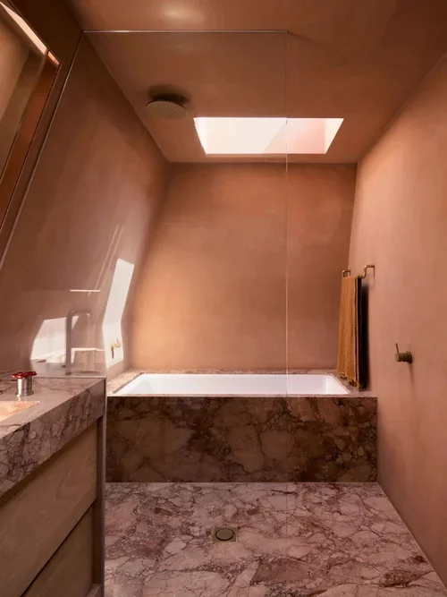 Shower walls finished with X-Bond Microcement