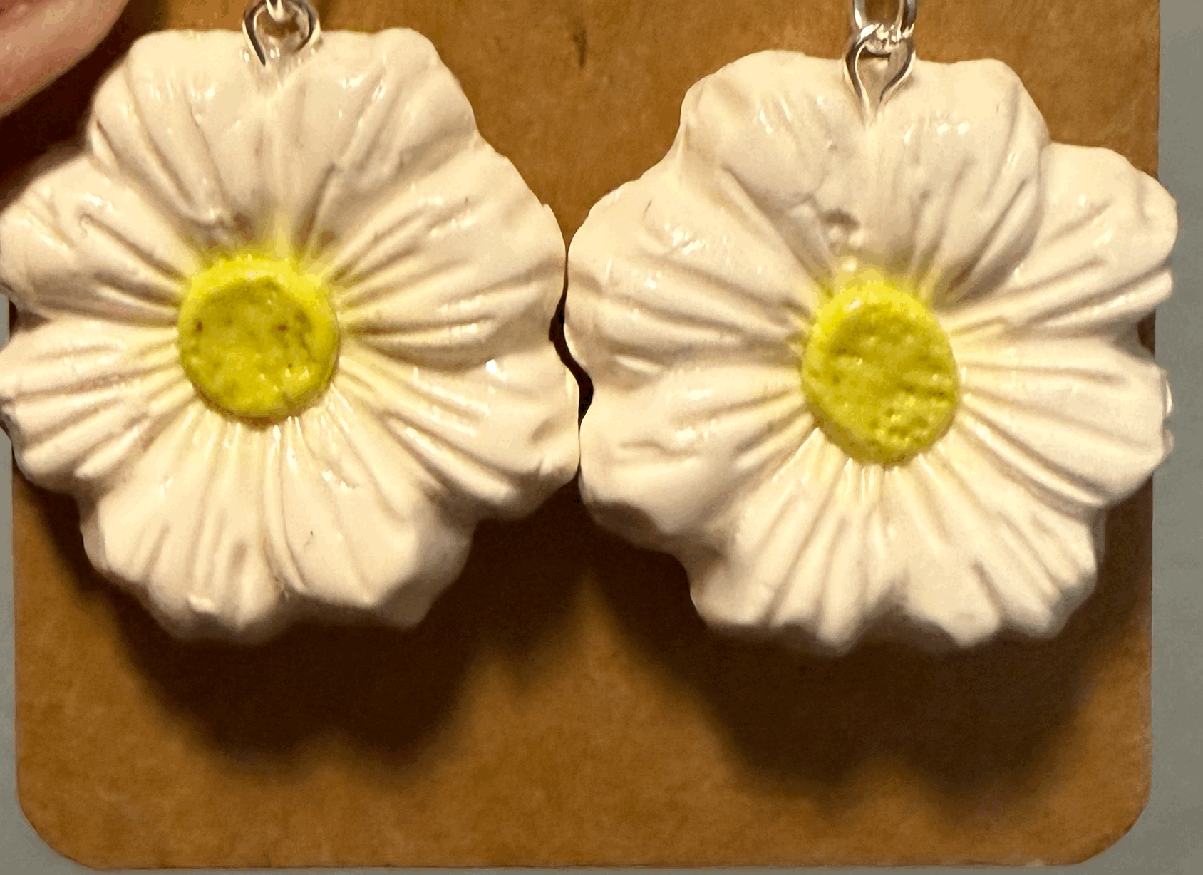 Handmade Clay Daisy Earrings