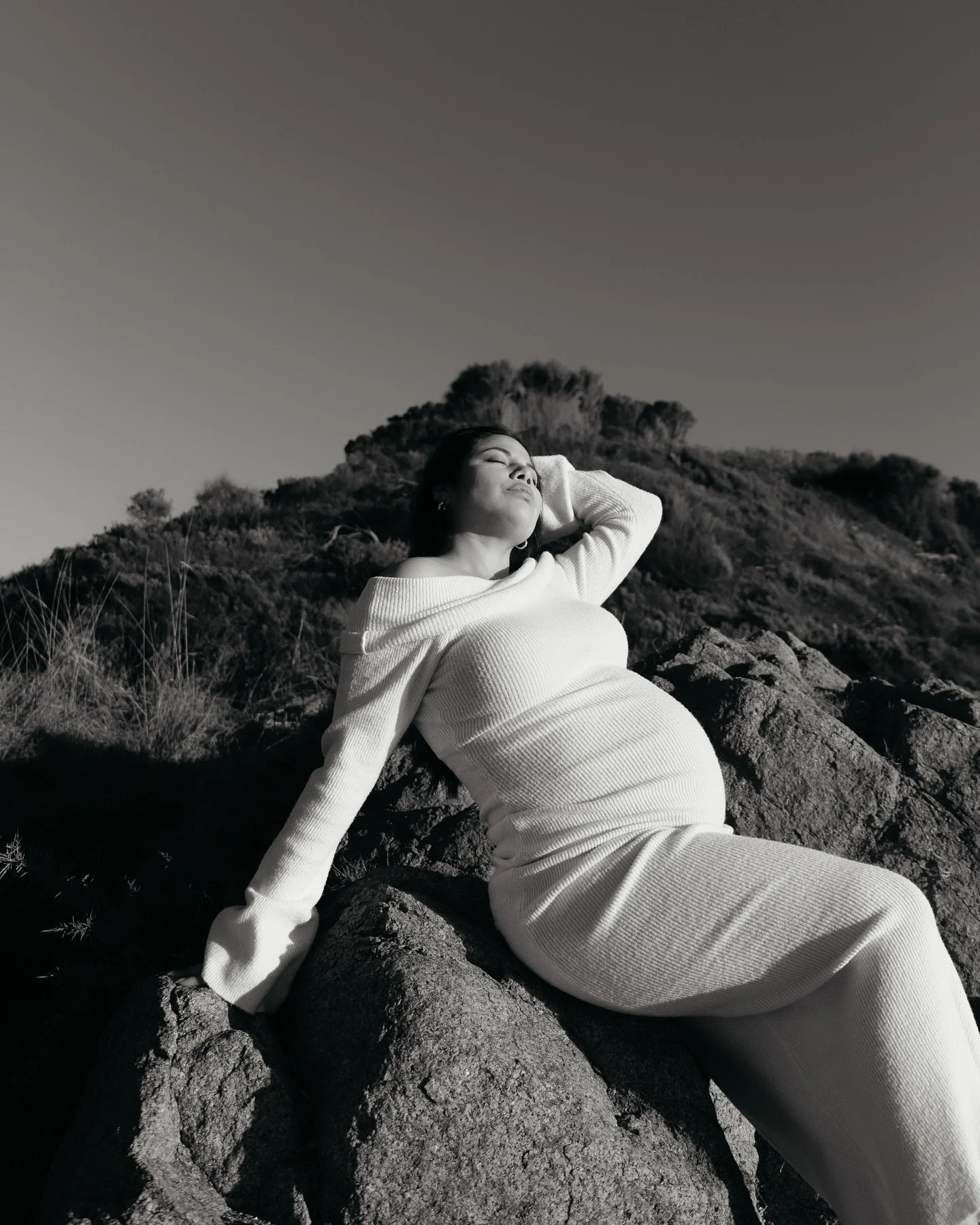 She carries more than life. She carries legacy
Thoughtfully crafted maternity portraits for modern women in Melbourne and the Mornington Peninsula.

#editorialmaternity #maternityphotographymelbourne