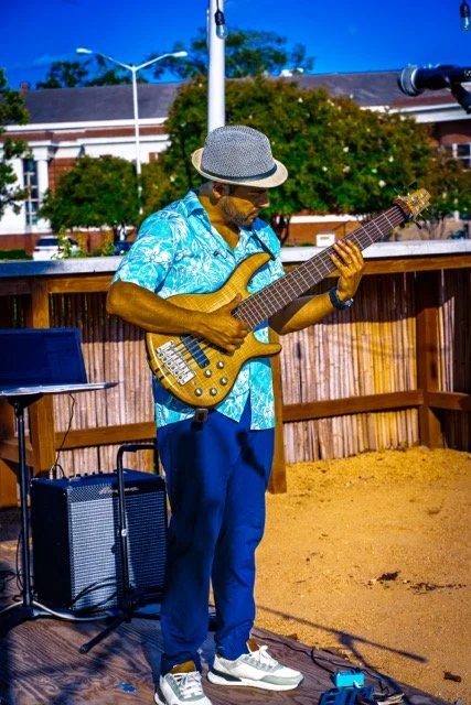 AZP09343 Medium.jpeg