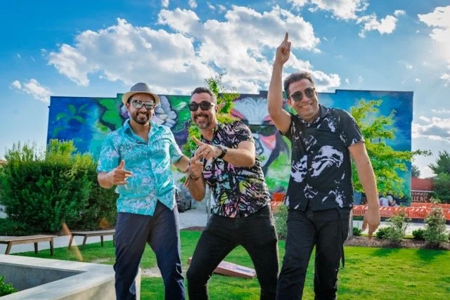 AZP09375 Medium.jpeg