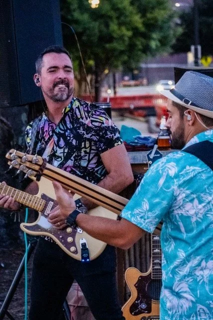 AZP09457 Medium.jpeg