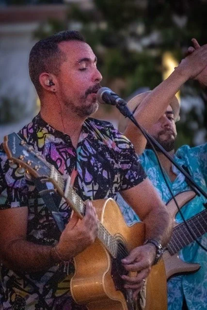 AZP09504 Medium.jpeg