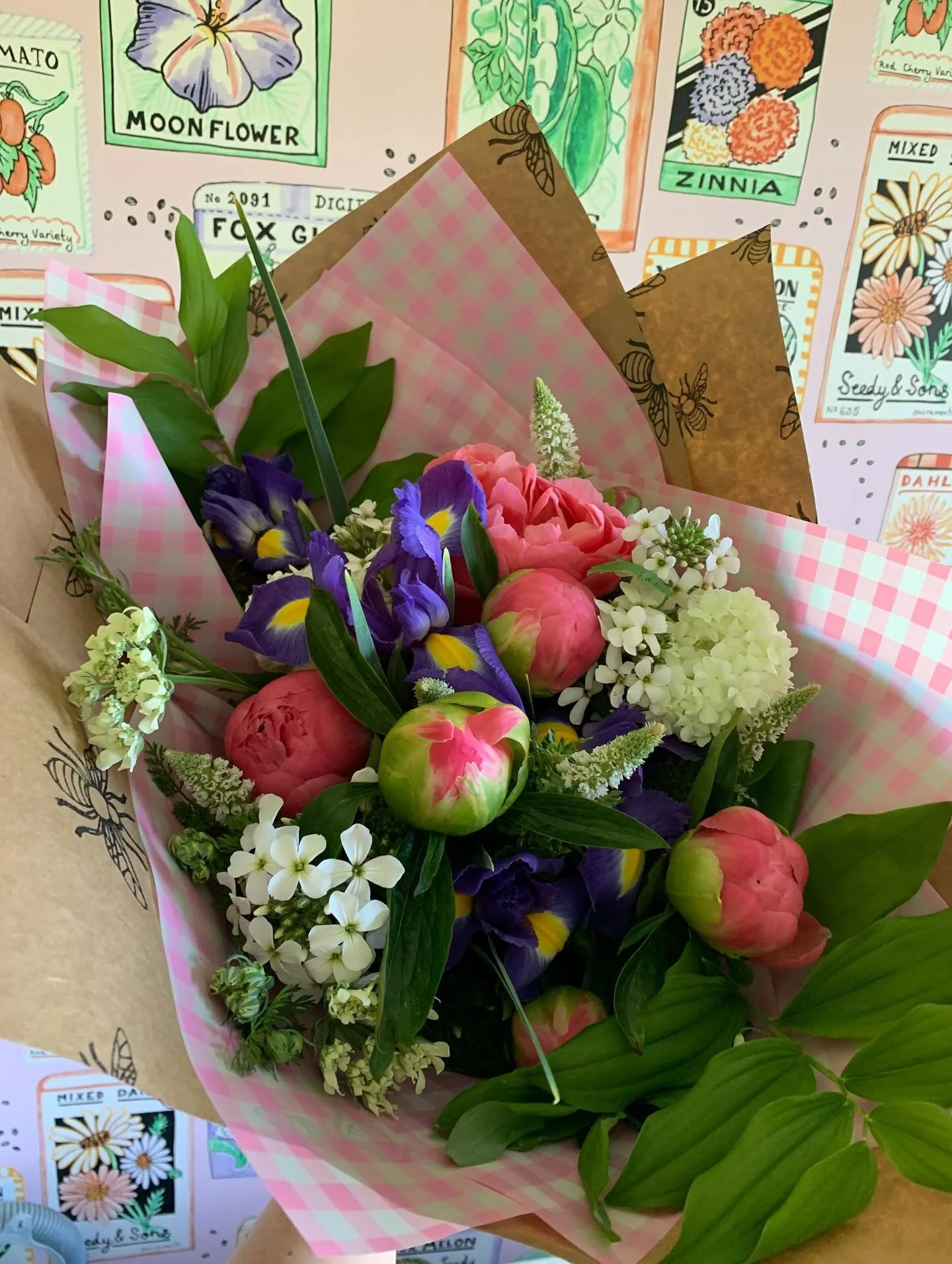 Great big &lsquo;Thank You&rsquo; flowers 🥰

#chb #chbflowers #freshflowers #hawkesbayflowers #flowerfarmernz