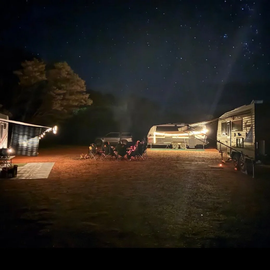 Cars and caravans camping at Meralda Station