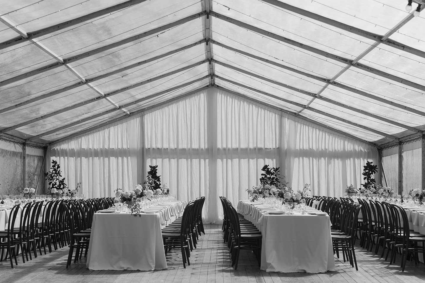 We are obsessing over the new silk lining from @rivpartyhire  such an simple detail for maximum elevation
