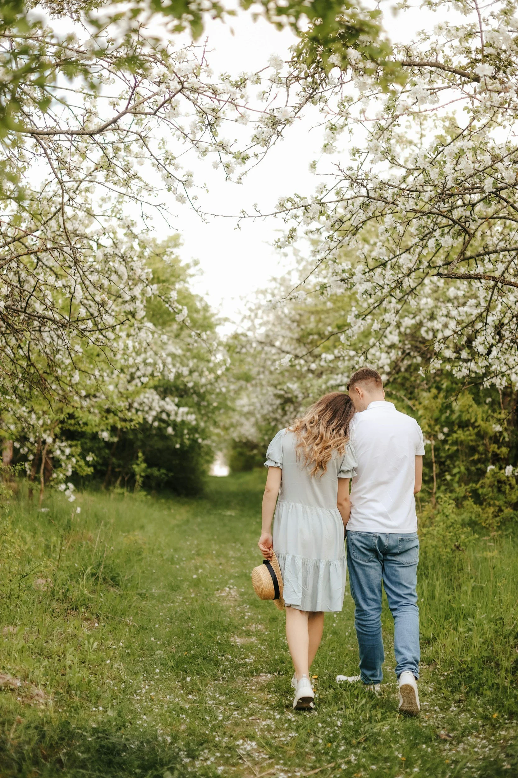 Spring Renewal for Relationships: 7 Ways Couples Can Reconnect This Season 