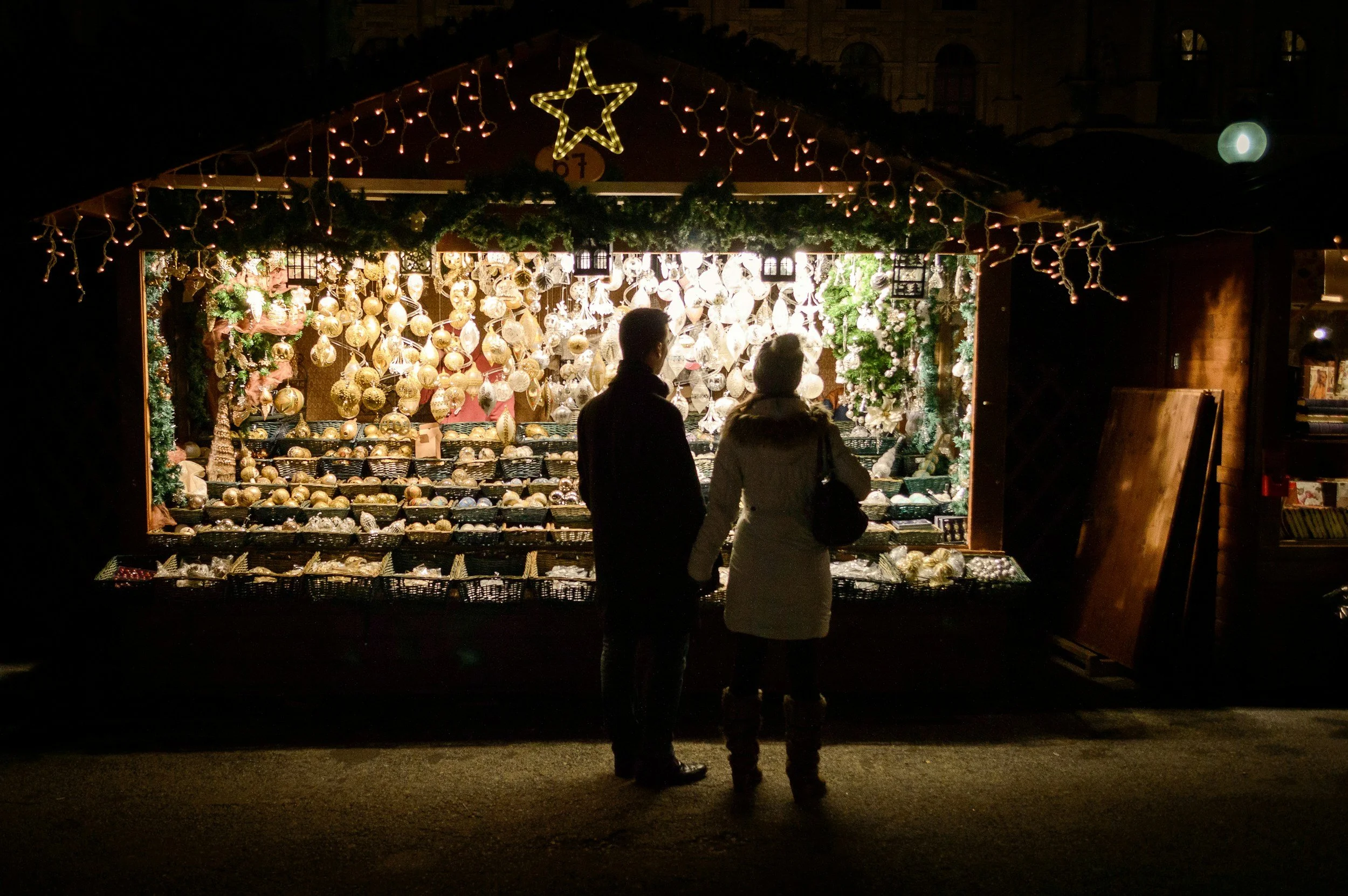 10 Fun Holiday Connection Ideas for Couples: Simple Ways to Feel Closer This Season