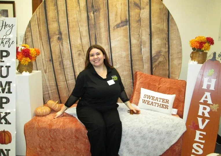 Just one week ago was our Ontario Art Walk: A Crisp Autumn Evening and it was a wonderful experience for all who attended! 

From the beautiful autumn photo opportunity that had all the attendees smiling, to the special Adorabeing merchandise that so