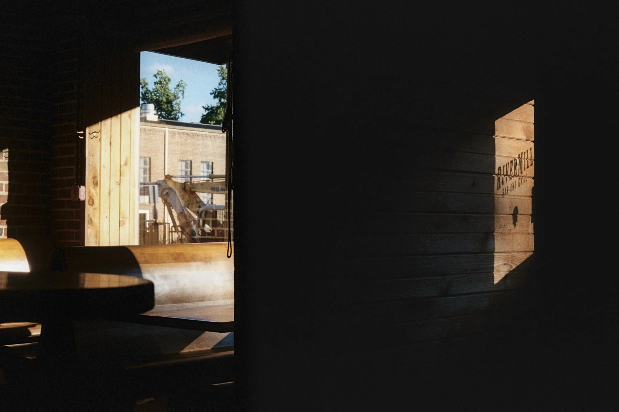 lingering-27.jpg