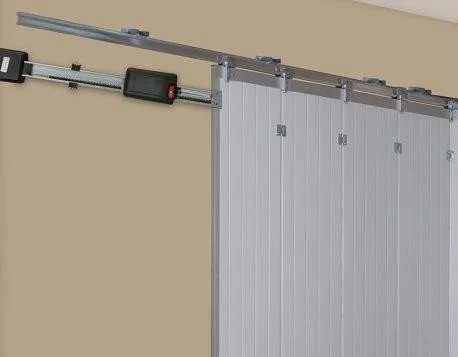 garage doors side sliding sectional00.jpg