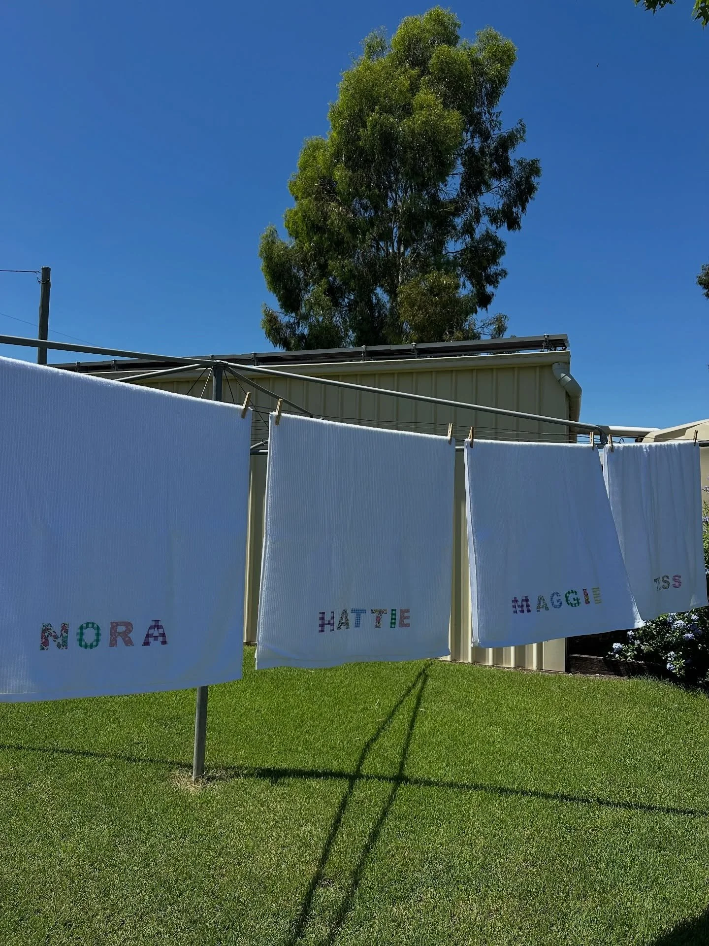 Final towel has been sewn for the year ✨
A little look back at some of my favourite towels. Customer favourites were the mixed gingham fabrics for boys, followed closely by classic red gingham on navy, then the blue &amp; green fabric mixes 💙 I real