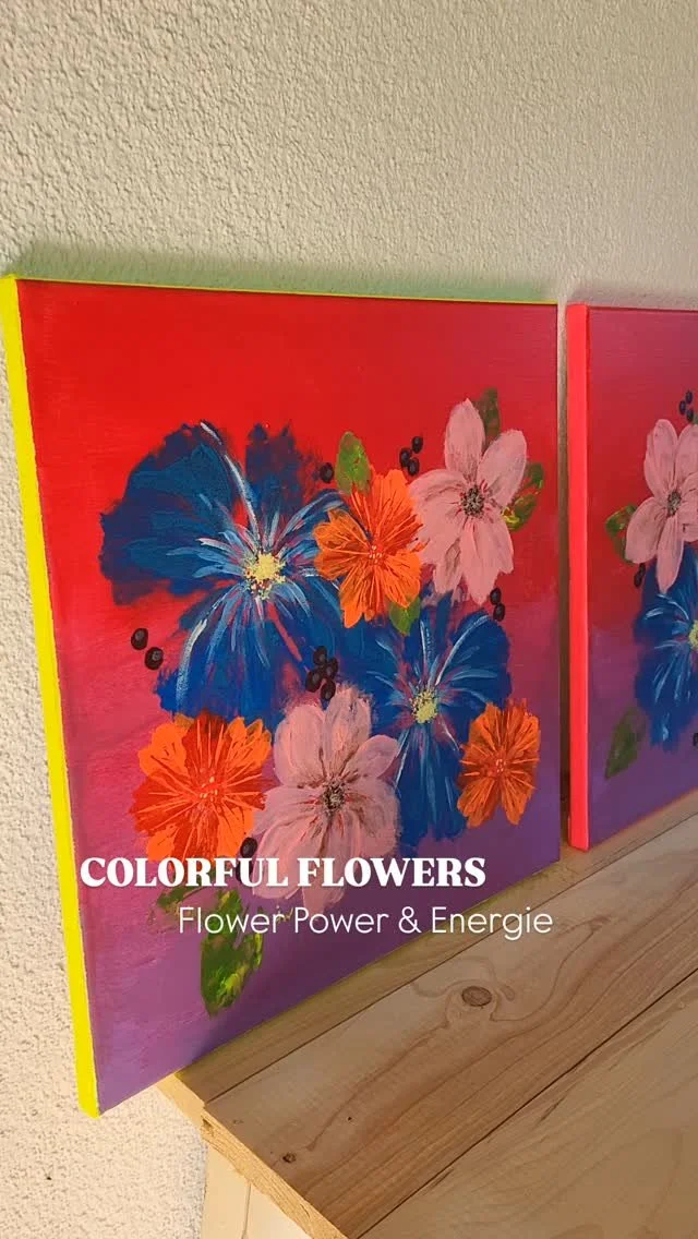 Drei Werke voller Power und Energie! 🤸‍♀️
Juhuu, meine ersten Werke aus der Flower Power Kollektion sind fertig und ich freue mich, dass ich sie dir vorstellen kann.
Ja, heute ist Montag und die Farben dürfen knallen!
Welche Powerfarbe