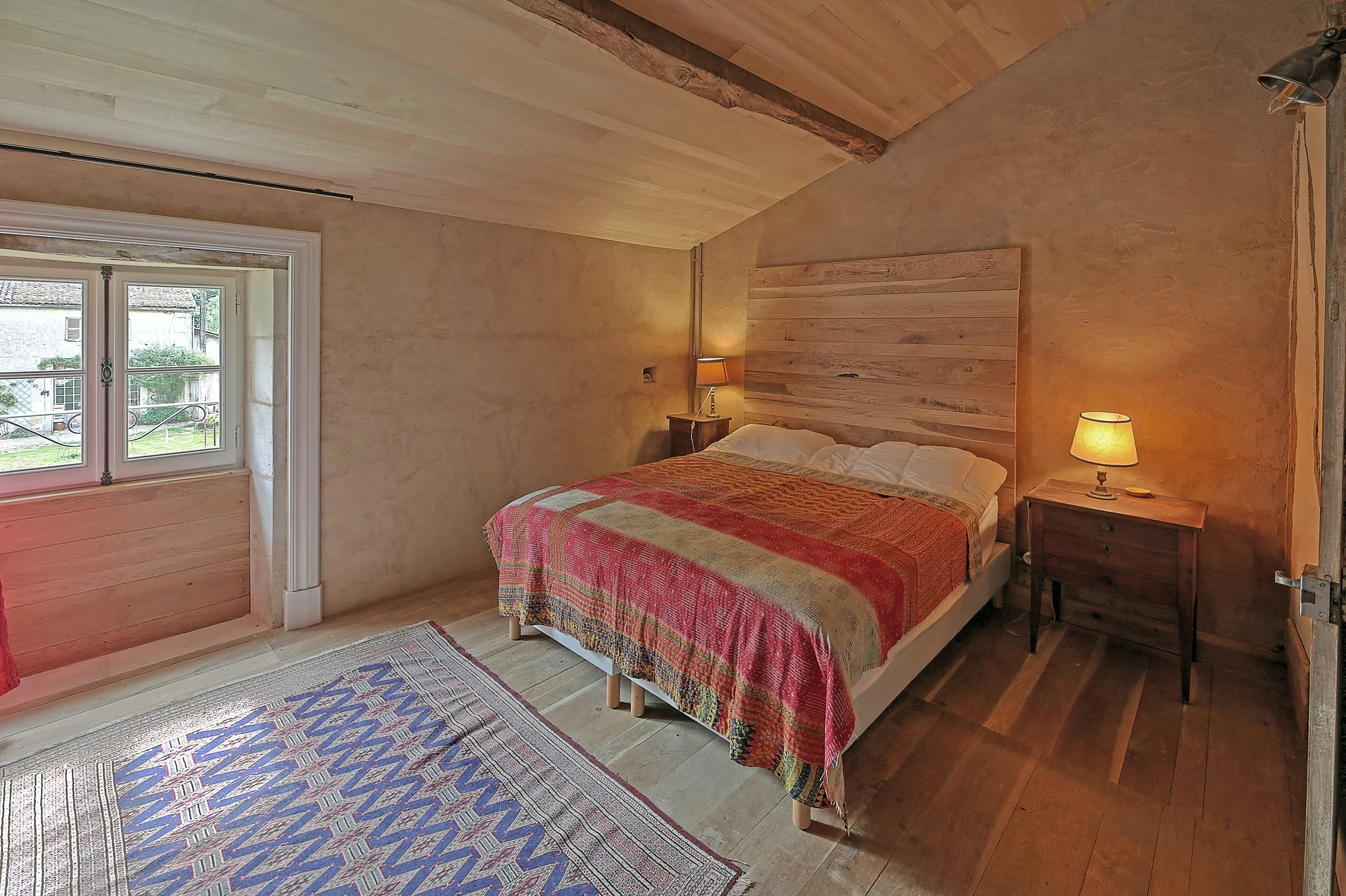 Chambre du grand gîte de Boisguérin avec lits modulables en double ou lits jumeaux