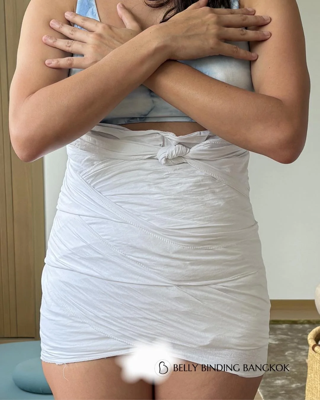 She had read about postpartum traditions around the world &mdash; and wanted to try belly binding for herself.

Second birth.
Intentional recovery.
Taking care of her body after pregnancy.

Private home visits in Bangkok
DM to learn more

#bellybindi