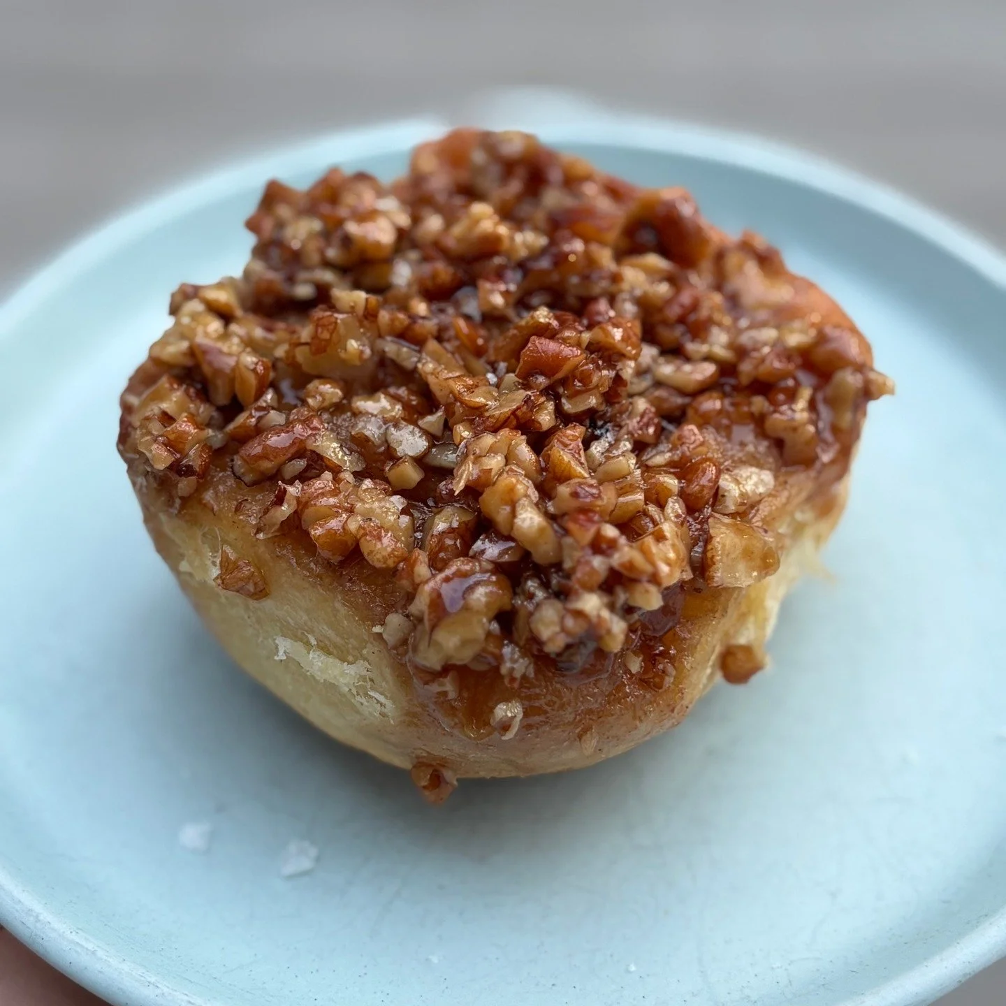 Happy Friday!! We're open &amp; excited to share some Maple treats with you. 

Pictured: Dairy Free Maple Pecan Sticky Buns &amp;
Gluten Free Maple Pecan Cinnamon Buns

See you soon!

#microbakery #bakery #maine #womanowned