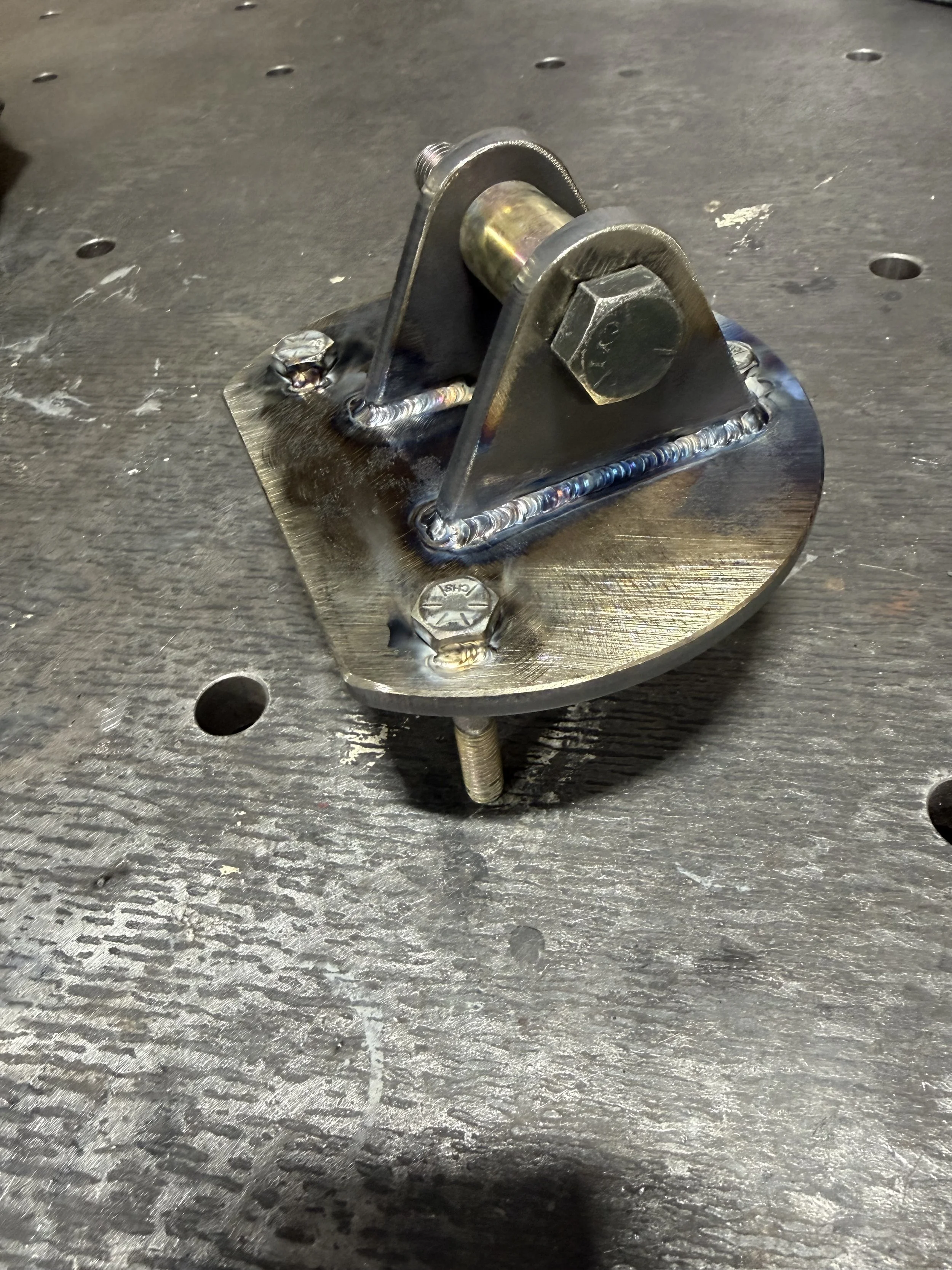 shock bracket.jpeg