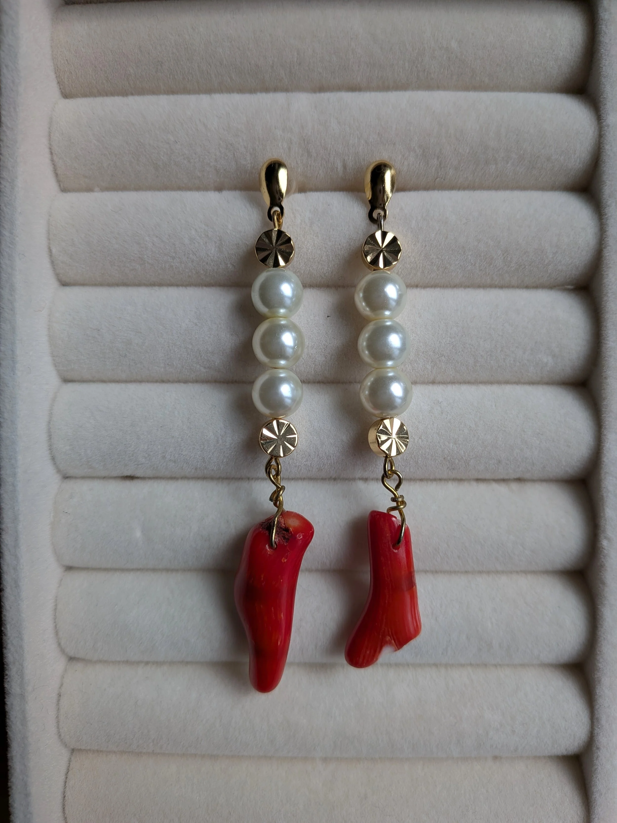 Coral_star_earrings.jpg