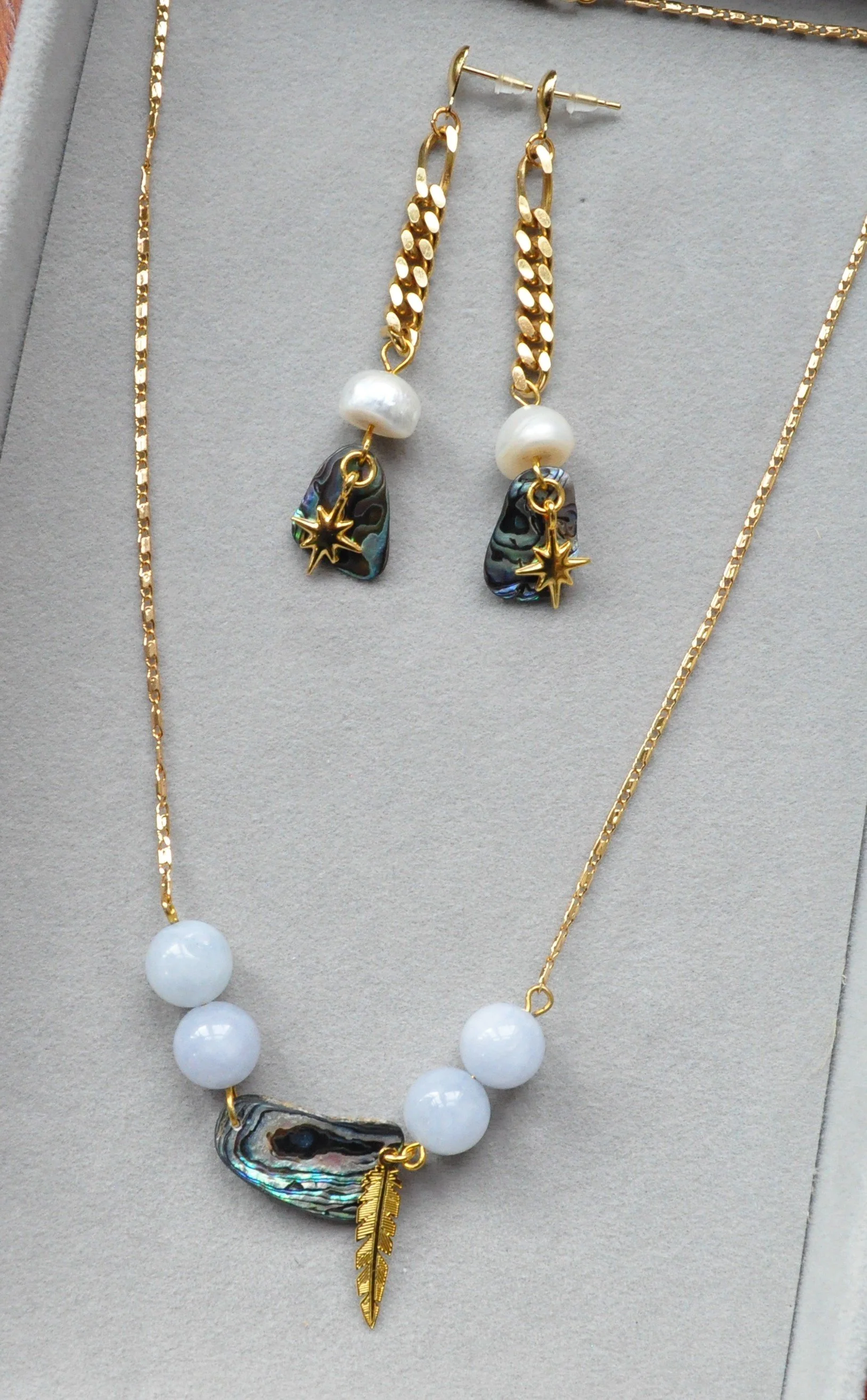 Abalone Shell Feather Necklace – Boho Style Jewelry_2.JPG