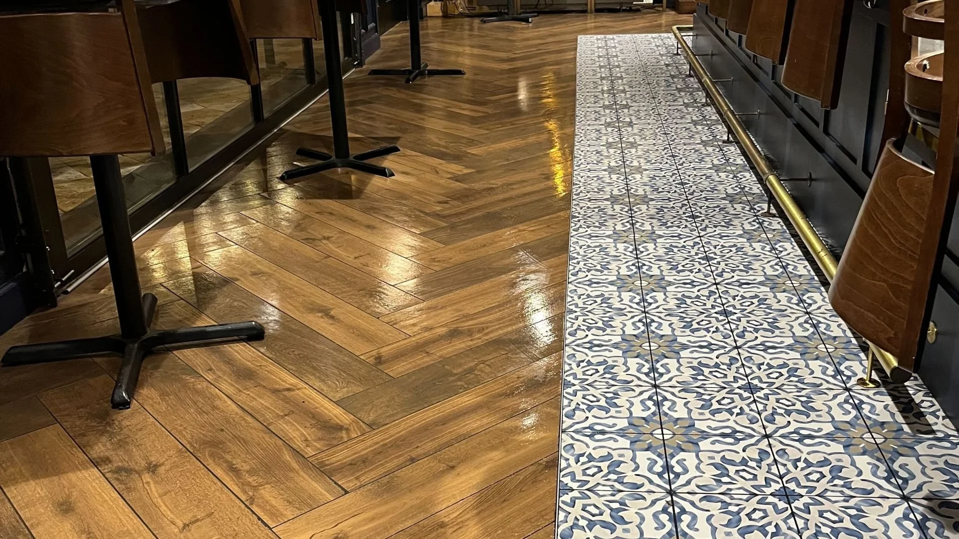 Restaurant & Bar Cleaning Services in Austin (2).jpg