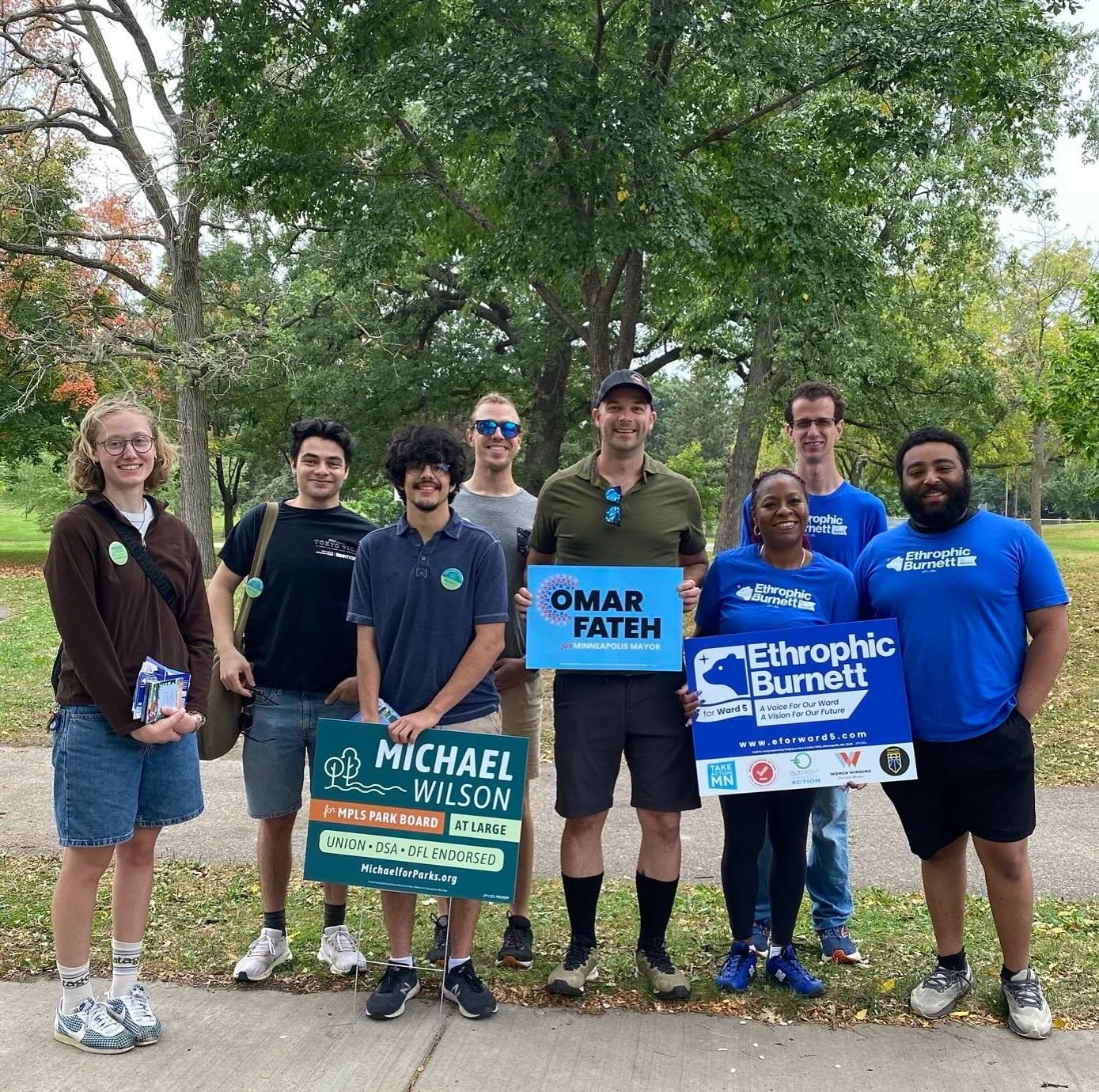 Knocking on doors with @efornorth had a little intermission for the rain today, but it&rsquo;s always great to talk with neighbors in ward 5 about the city elections next month!