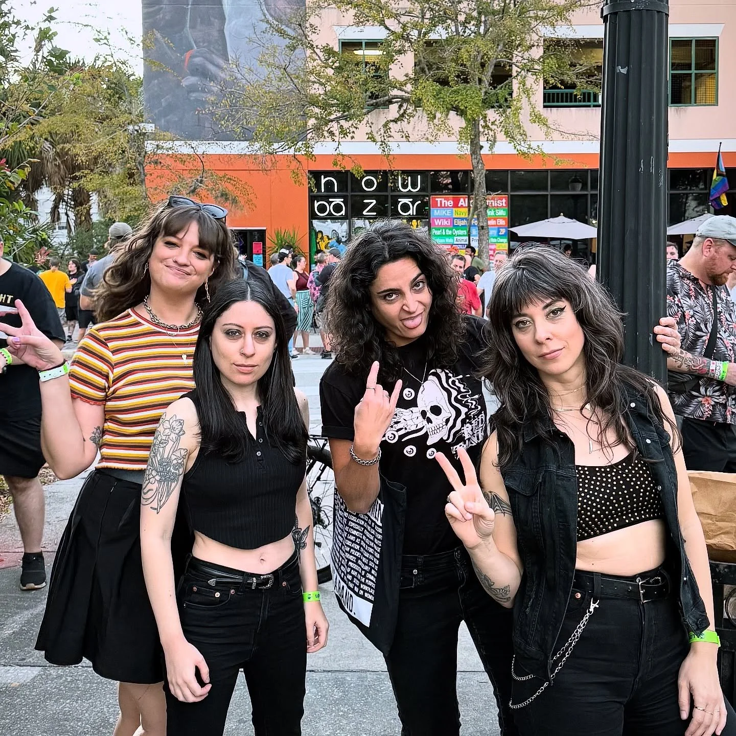 HERE AT FEST! ❤️&zwj;🔥 @the.how.bazar 12:10AM!
@thefestfl #fest23 #fest #howbazar