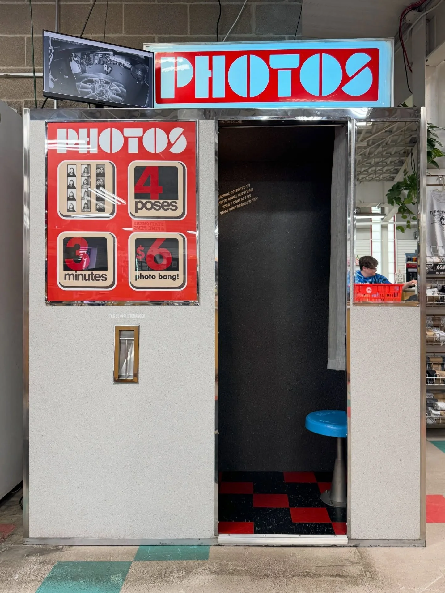 NEW ANALOG photobooth at @meiningerartsupply 

Denver has a new analog photobooth location - our 4th and it couldn&rsquo;t be a better place for it! Meininger Art Supply has been a Denver institution forever, established in 1881, and is still operate