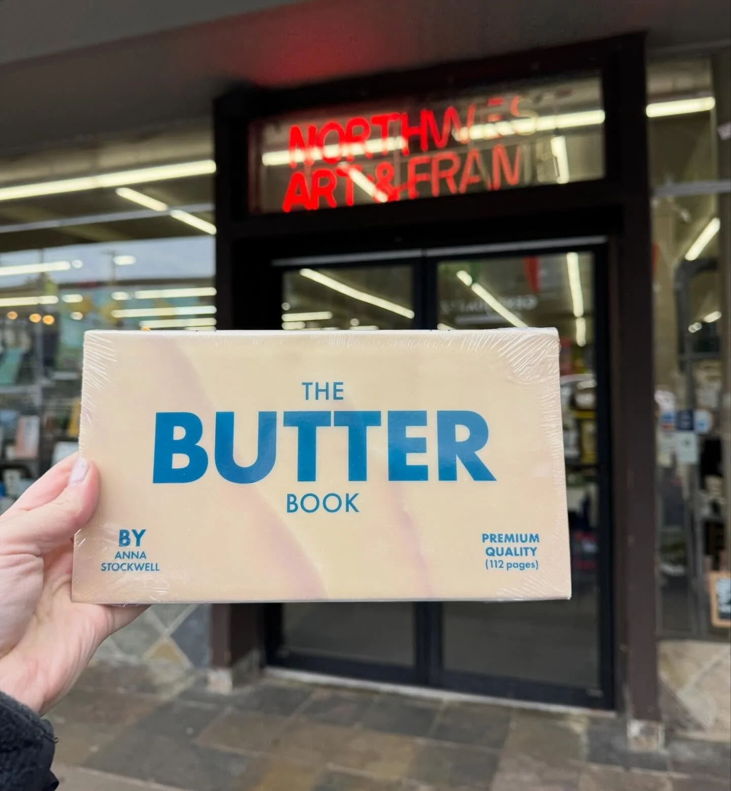 If @electricbuttermarketing had a BOOK CLUB, this would be the first book that we would read! 🧈 📕  #reading #nwartandframe #bookclub