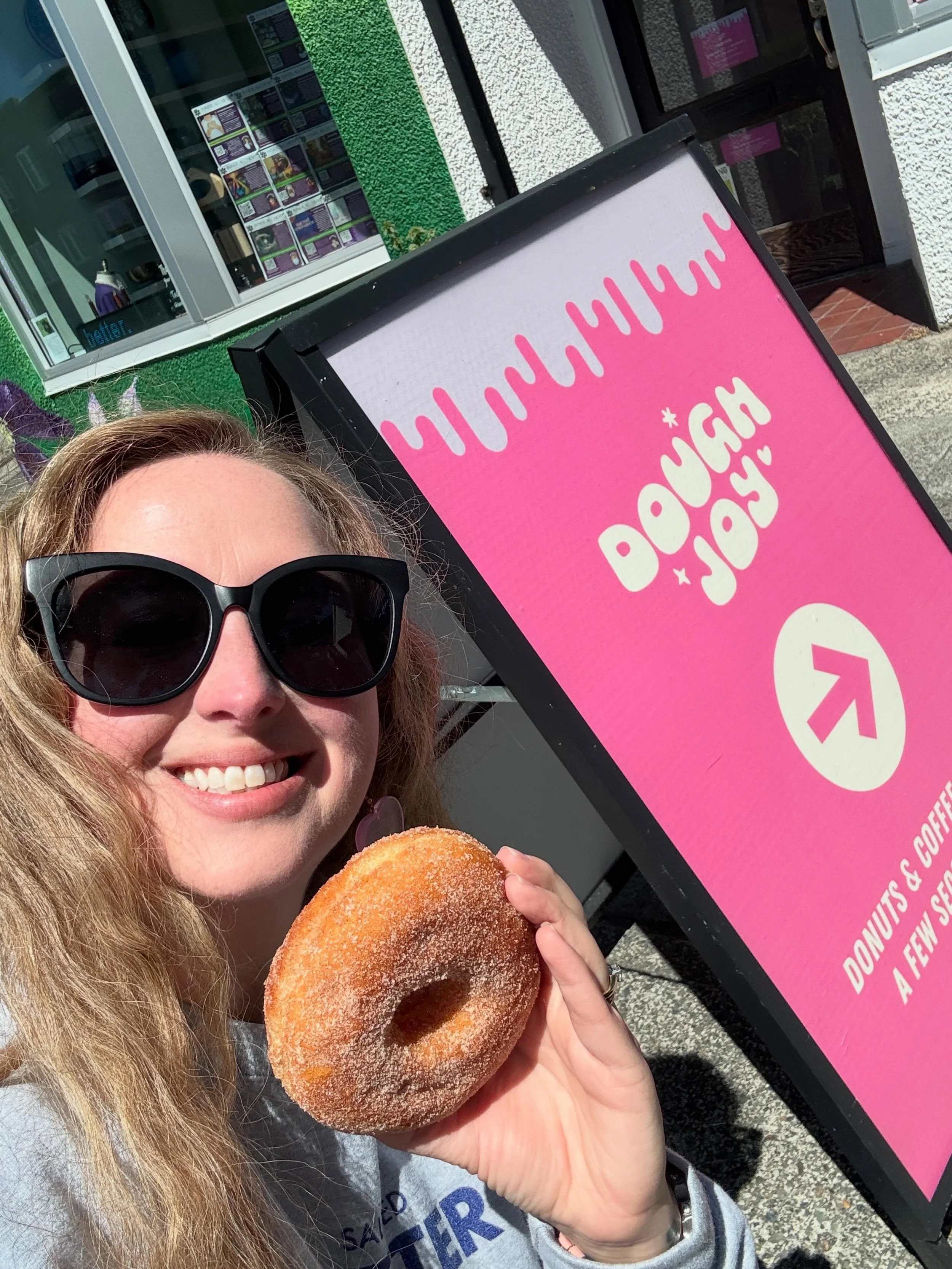 Glazed and amused 🍩 Sweeten up your day at @doughjoydonuts 📍 West Seattle! 

#doughjoydonuts #doughjoy #westseattlelife