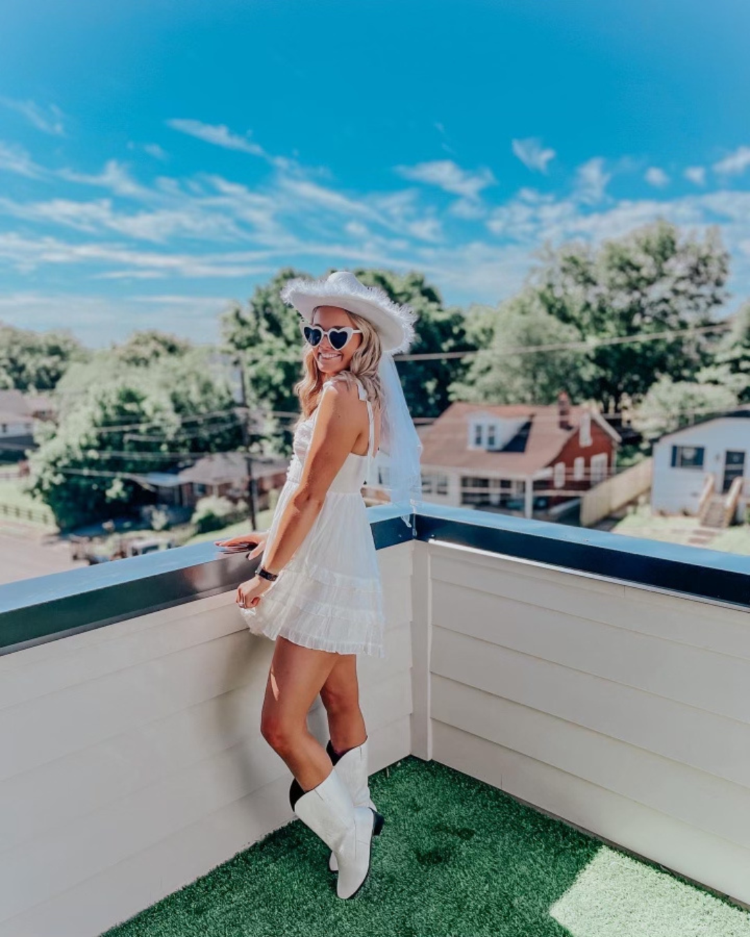 Bachelorette spray tan Pêche Skin Co