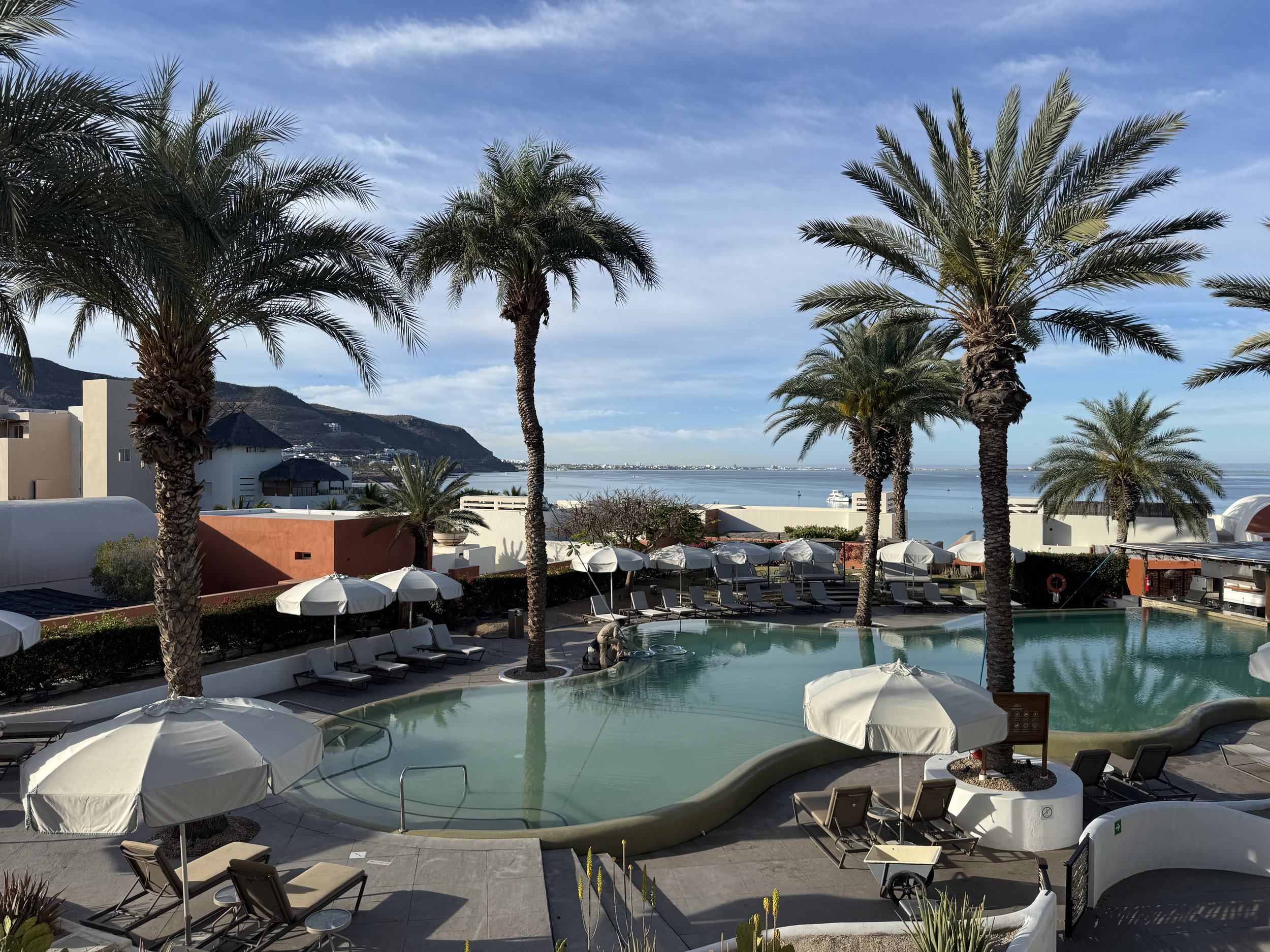 Hotel Indigo La Paz Puerta Cortez: Quiet luxury in a private marina…is it worth it?