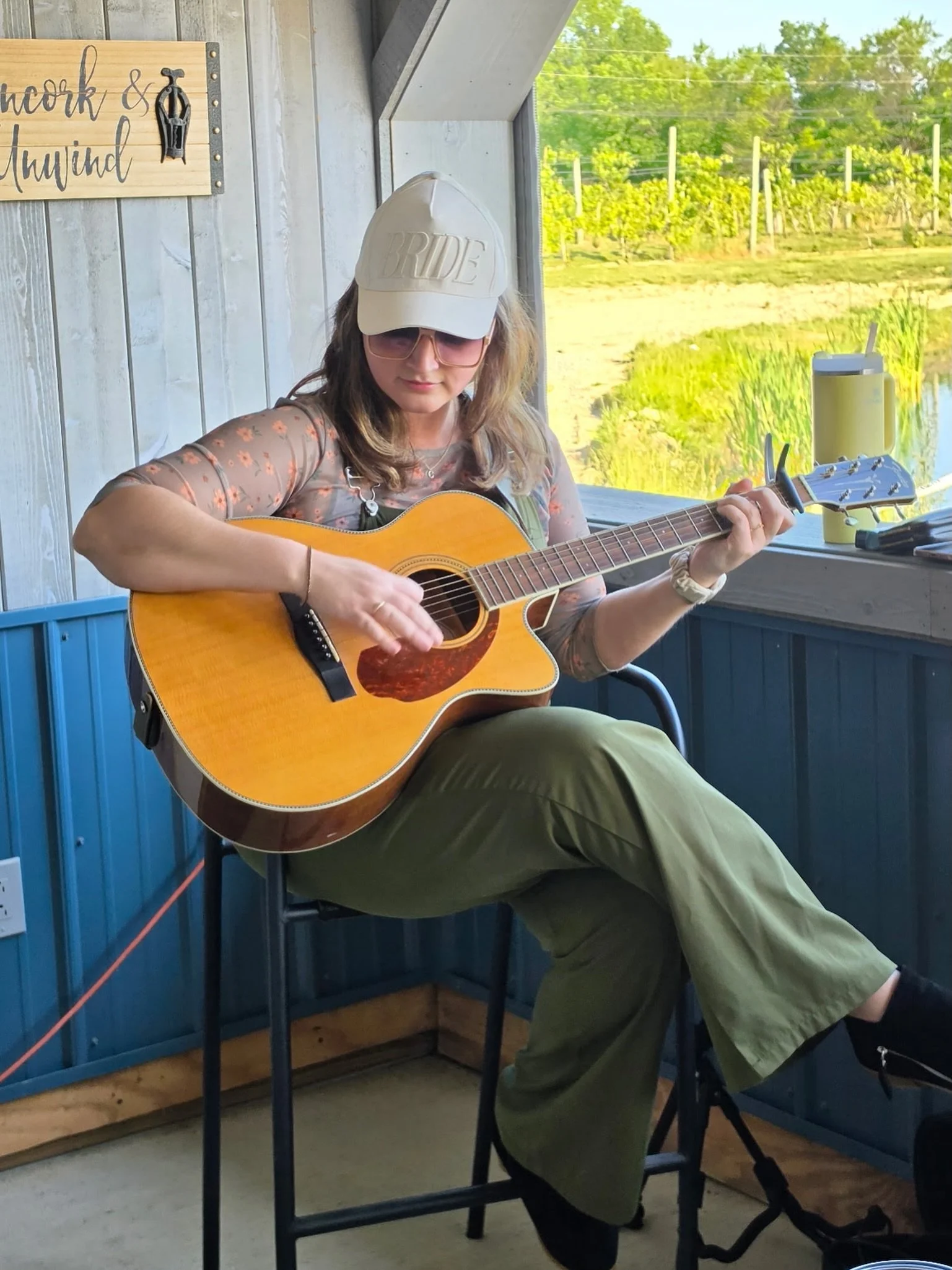 Showing up in my best fashion 🧢

Thank you Das Weinhaus for the best Friday night. It was like a slice of heaven. Finally feels like summer 😍

See you in Ann Arbor on Thursday and New Franklin on Friday 🩷