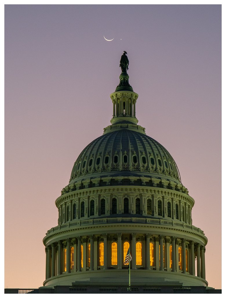 marathon-blog-post-20250919-Moon Venus Capitol Dome.jpg