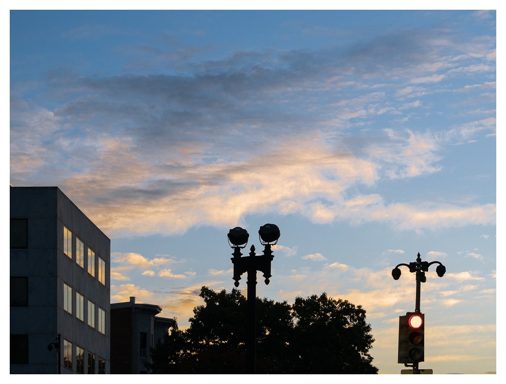 marathon-blog-post-20250926-Sunrise reflections.jpg