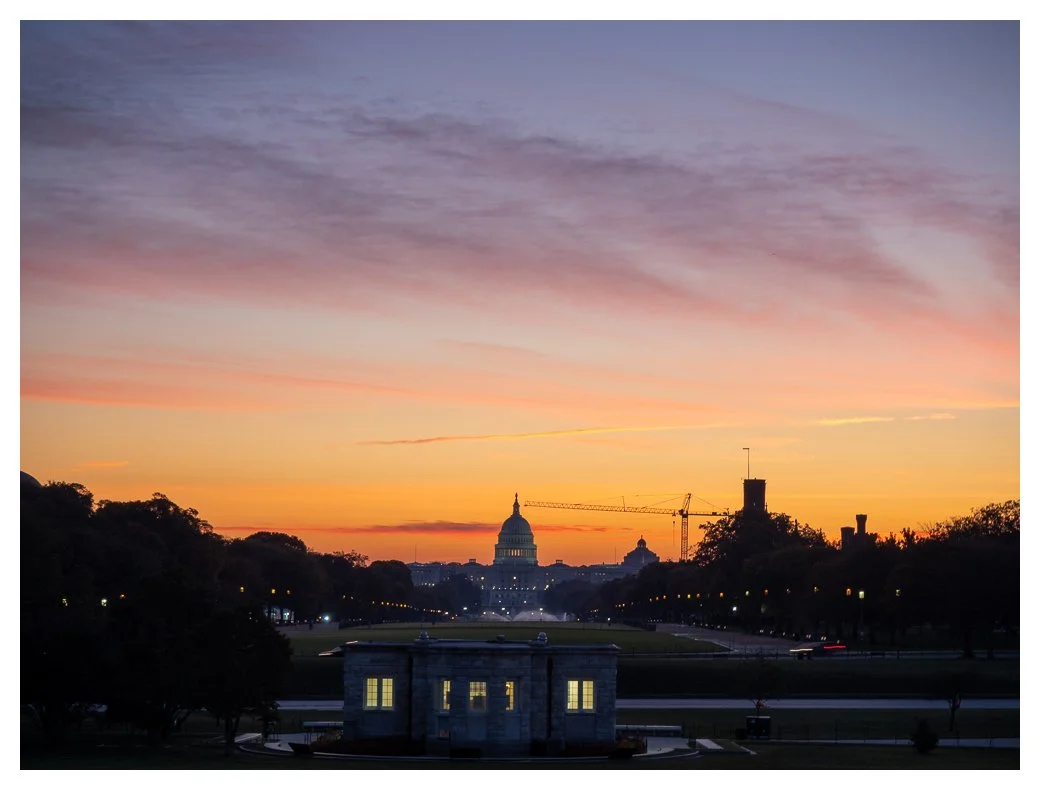 marathon-blog-post-20251019-Sunrise from Washington Monument, October 19.jpg
