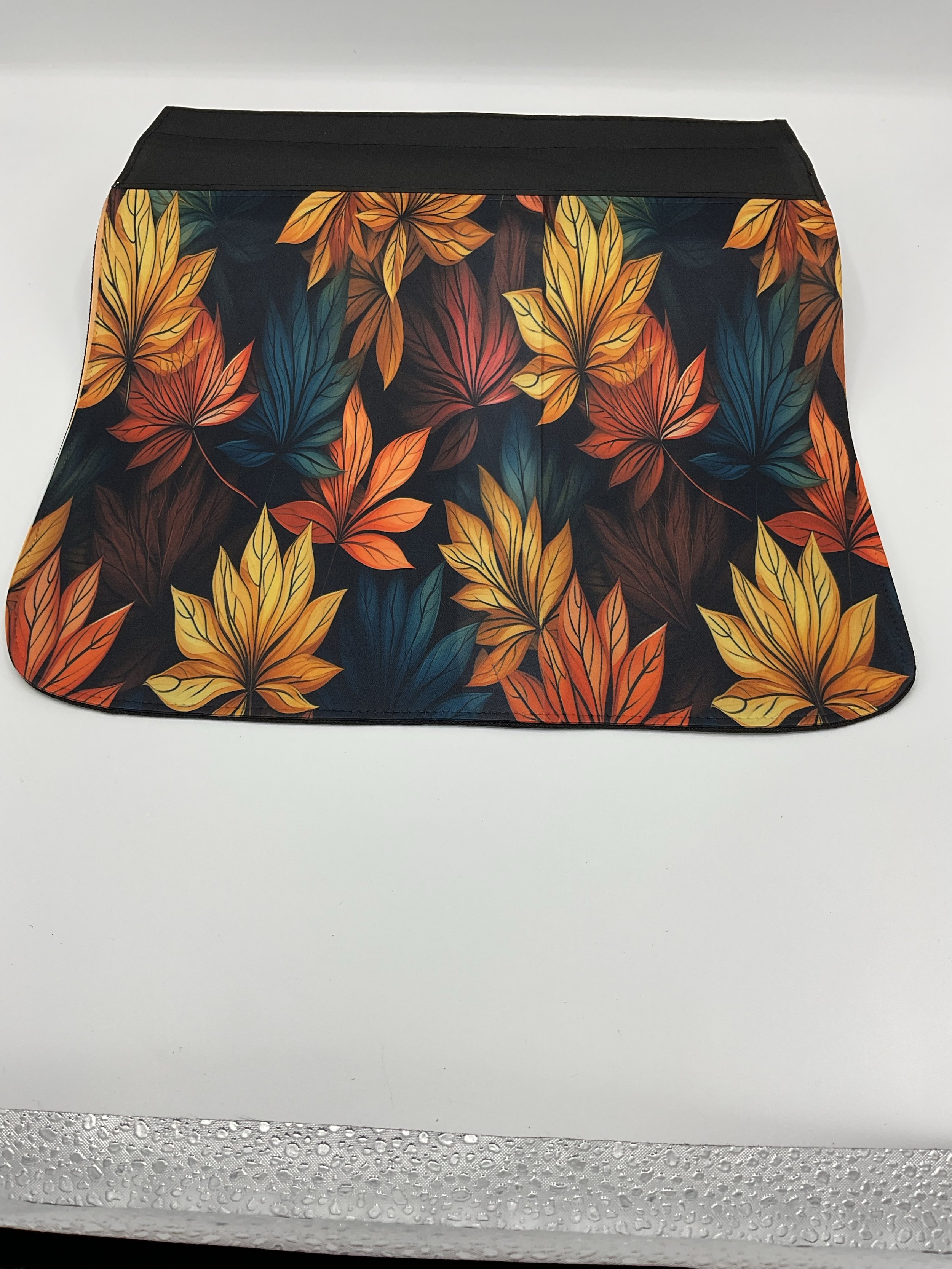 Large_Shoulder_Bag_Additional_Flap_1.jpeg
