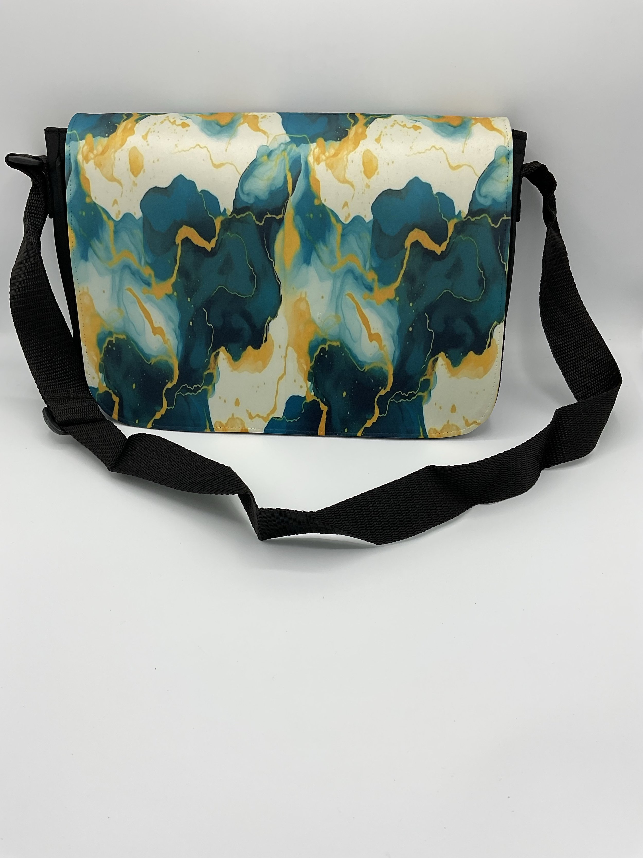 Large_Shoulder_Bag.jpeg