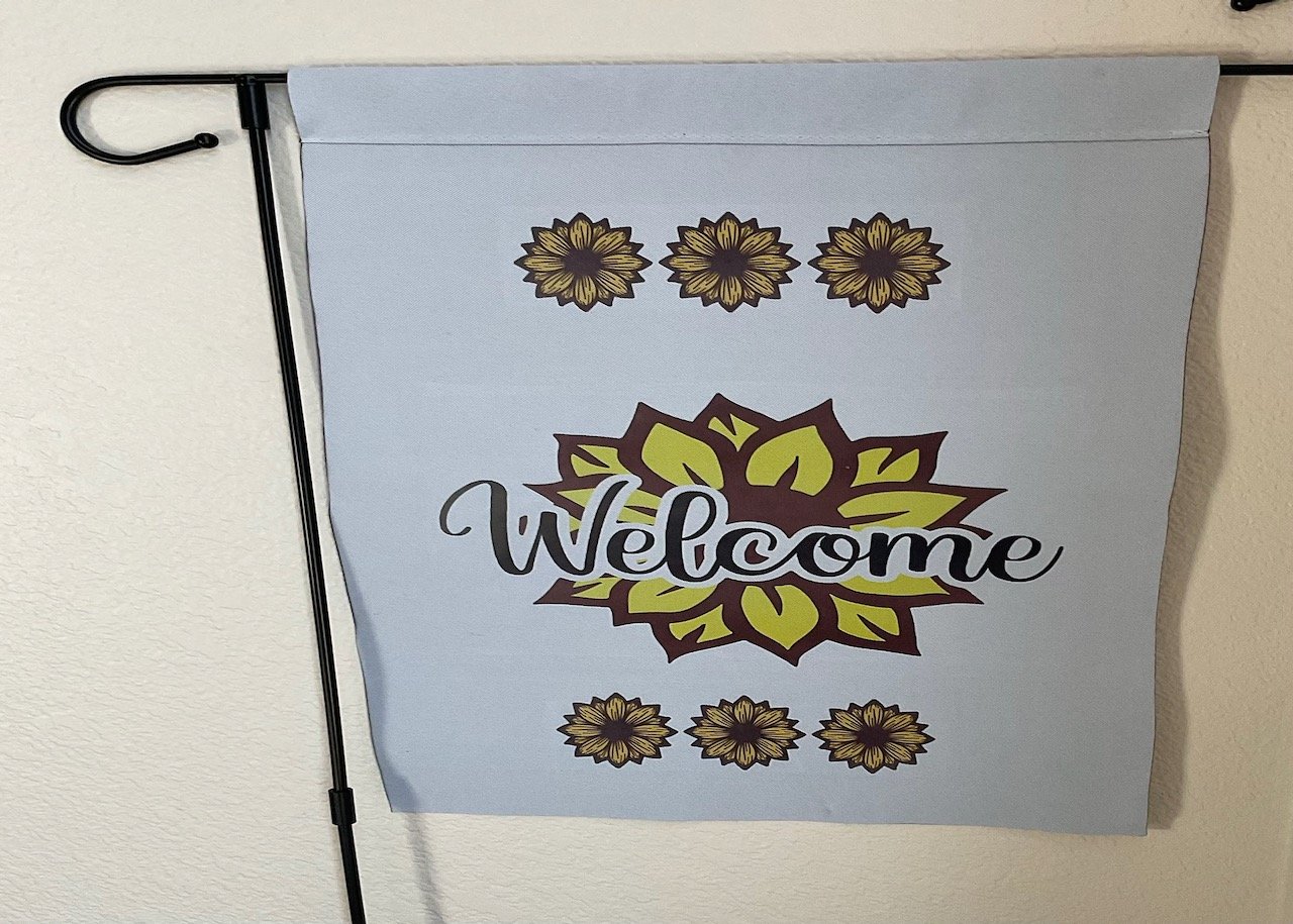 GardenFlag1.jpeg