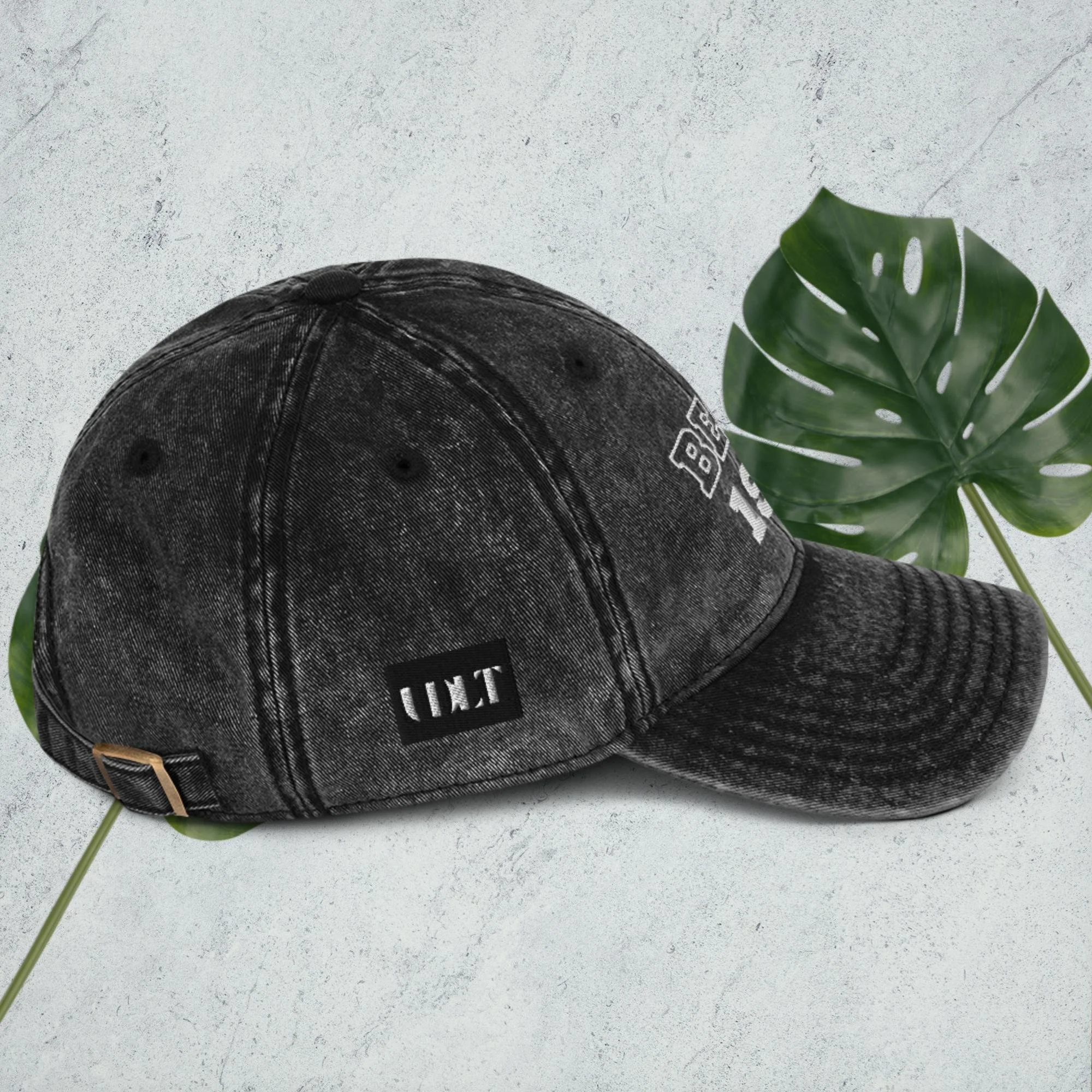 vintage-cap-black-right-side-673243857e6f9.jpg