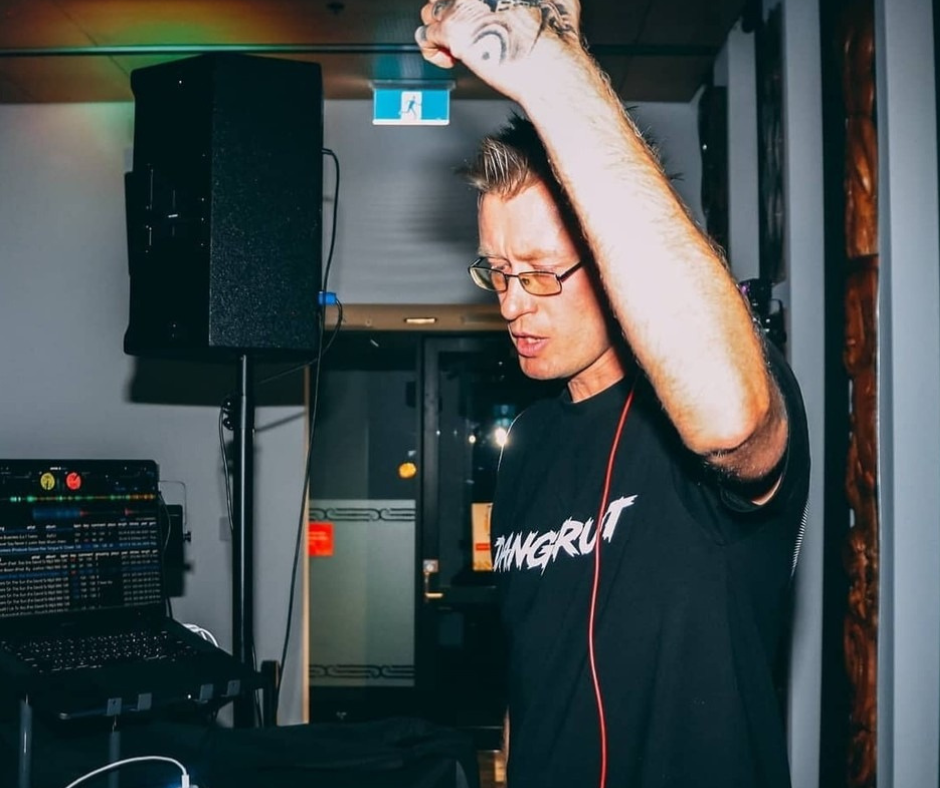 DJ Dang3rust Live Music